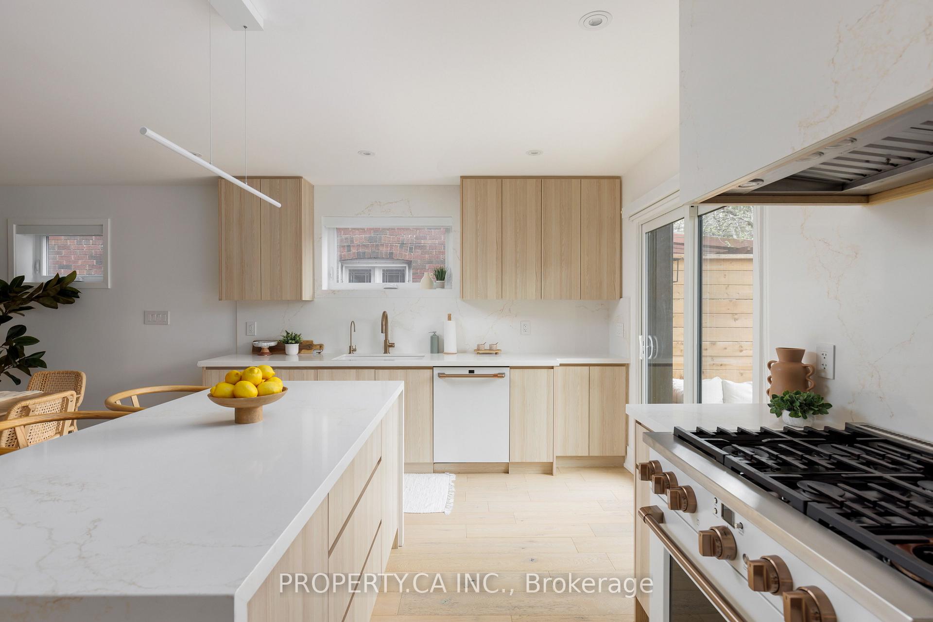 Photo 11 of 68 Frankdale Avenue, Toronto, Danforth Village-East York — HOMEH