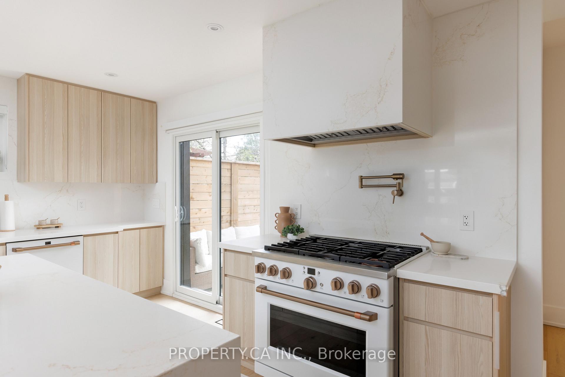 Photo 14 of 68 Frankdale Avenue, Toronto, Danforth Village-East York — HOMEH