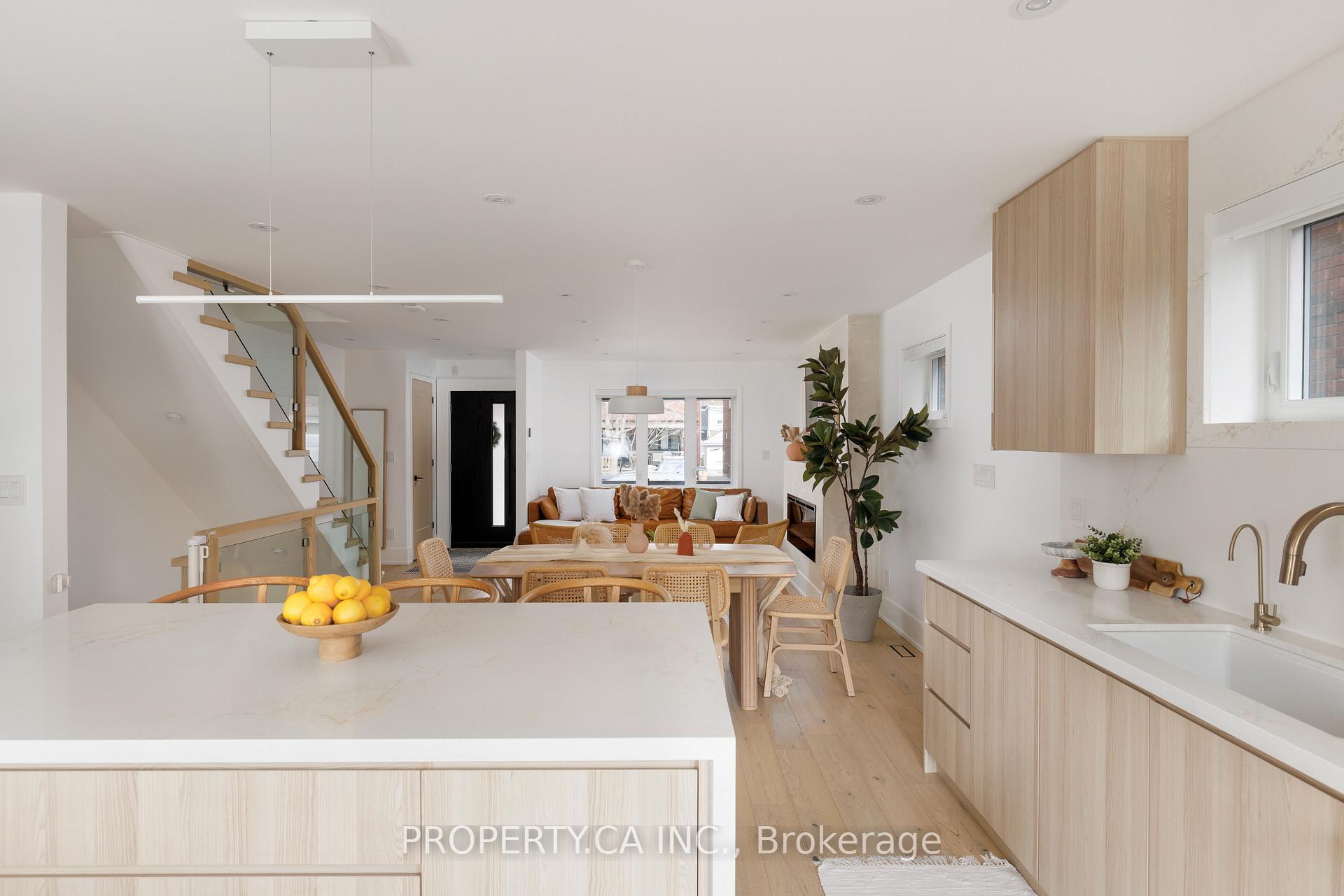 Photo 15 of 68 Frankdale Avenue, Toronto, Danforth Village-East York — HOMEH