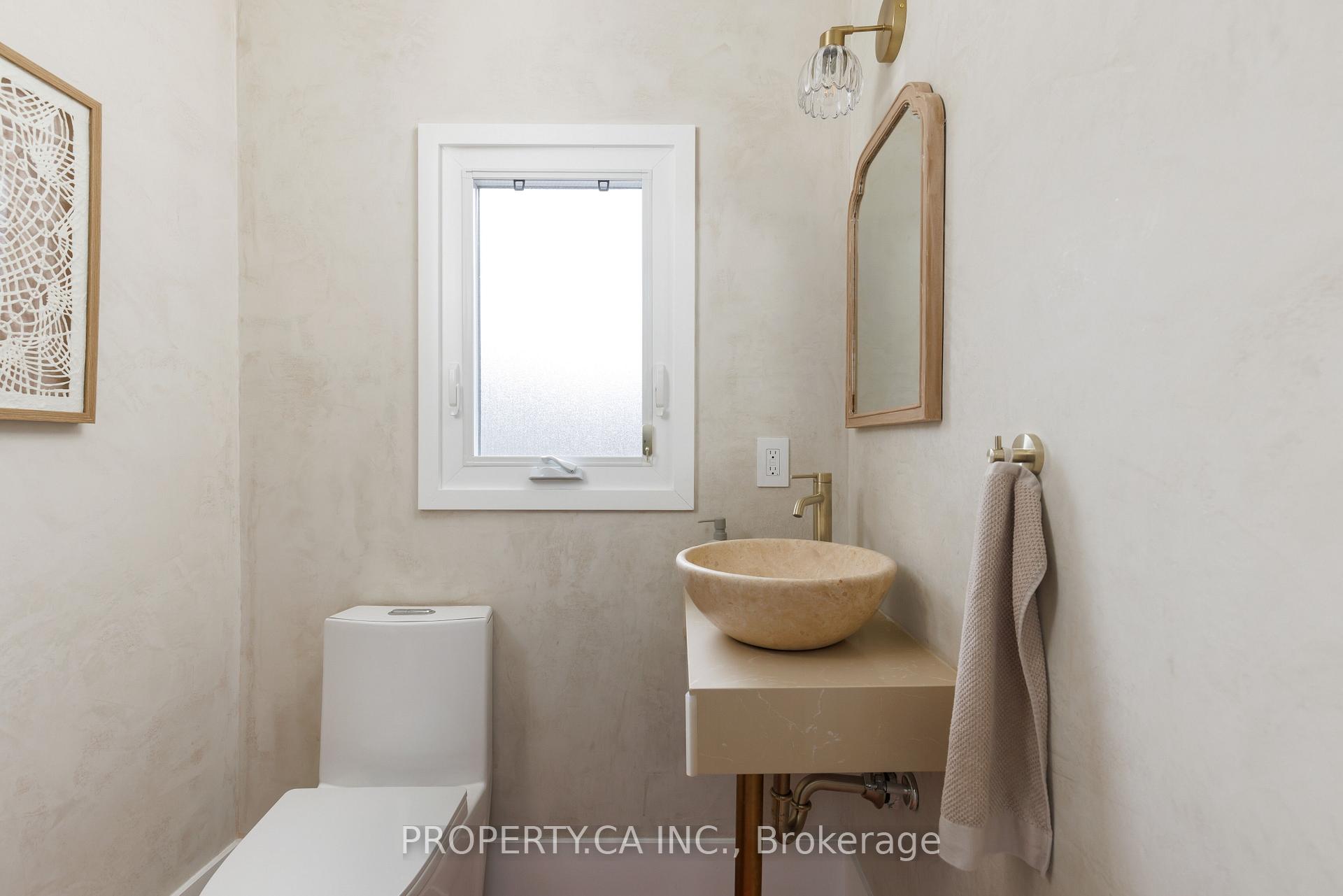 Photo 16 of 68 Frankdale Avenue, Toronto, Danforth Village-East York — HOMEH