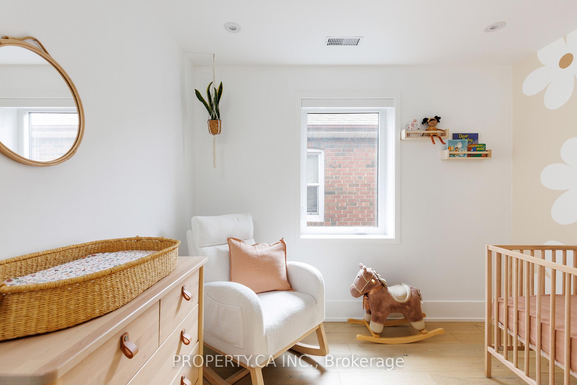 Photo 26 of 68 Frankdale Avenue, Toronto, Danforth Village-East York — HOMEH