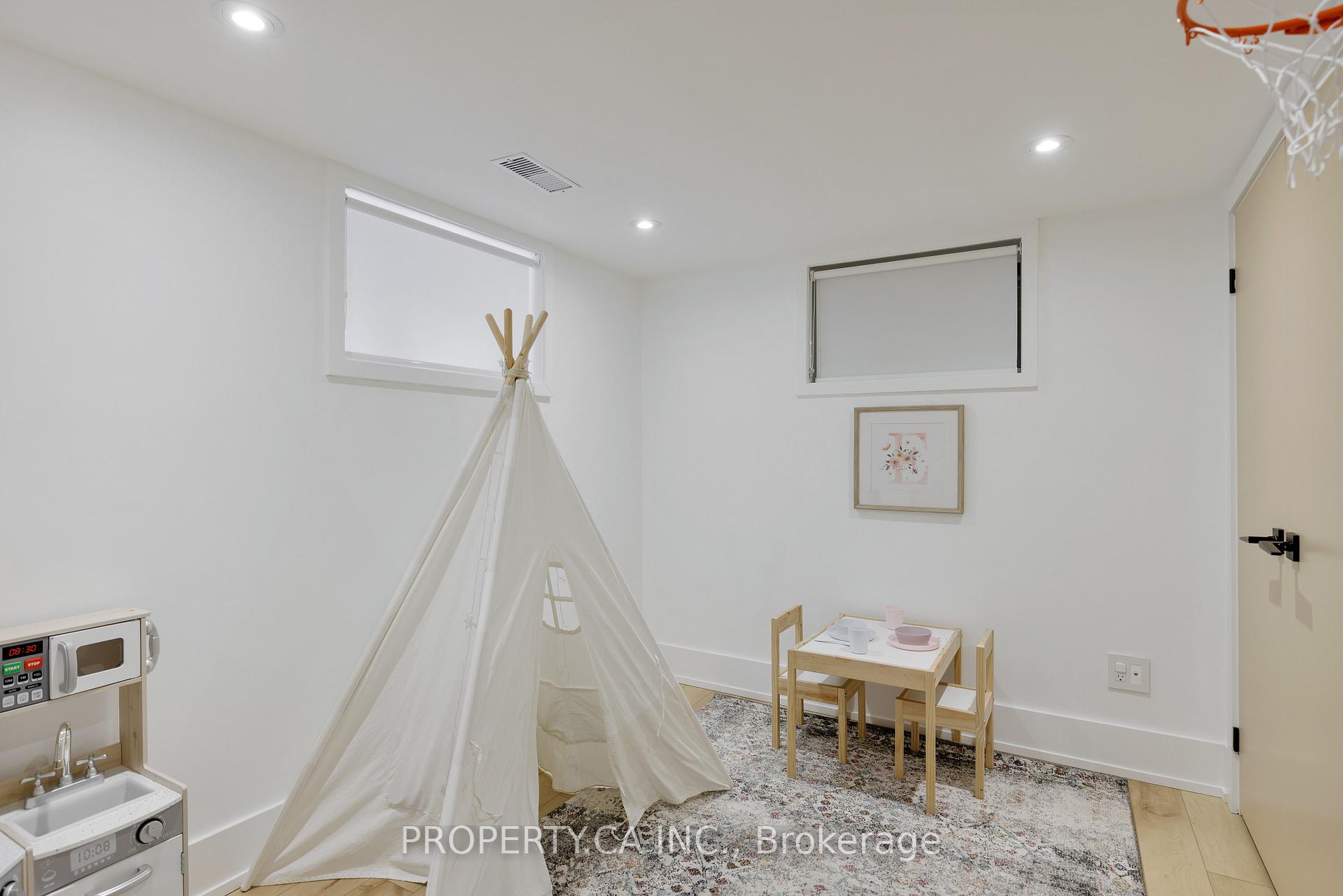 Photo 38 of 68 Frankdale Avenue, Toronto, Danforth Village-East York — HOMEH