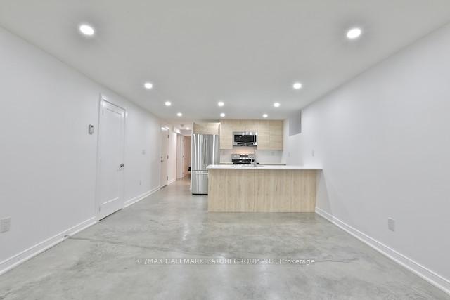 Photo 2 of Unit Lower, 378 St Clements Avenue, Toronto, Lawrence Park South — HOMEH