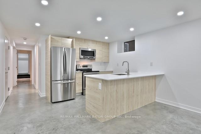 Photo 3 of Unit Lower, 378 St Clements Avenue, Toronto, Lawrence Park South — HOMEH
