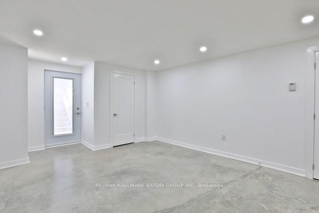 Photo 4 of Unit Lower, 378 St Clements Avenue, Toronto, Lawrence Park South — HOMEH