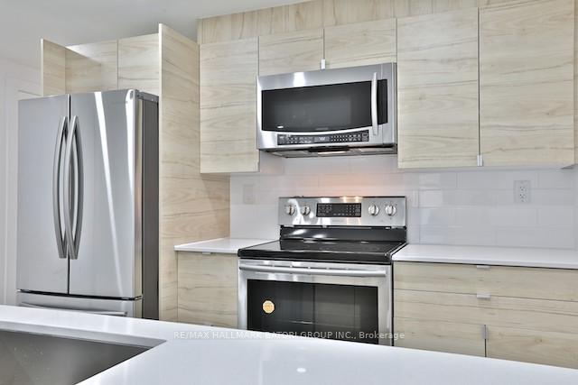 Photo 12 of Unit Lower, 378 St Clements Avenue, Toronto, Lawrence Park South — HOMEH