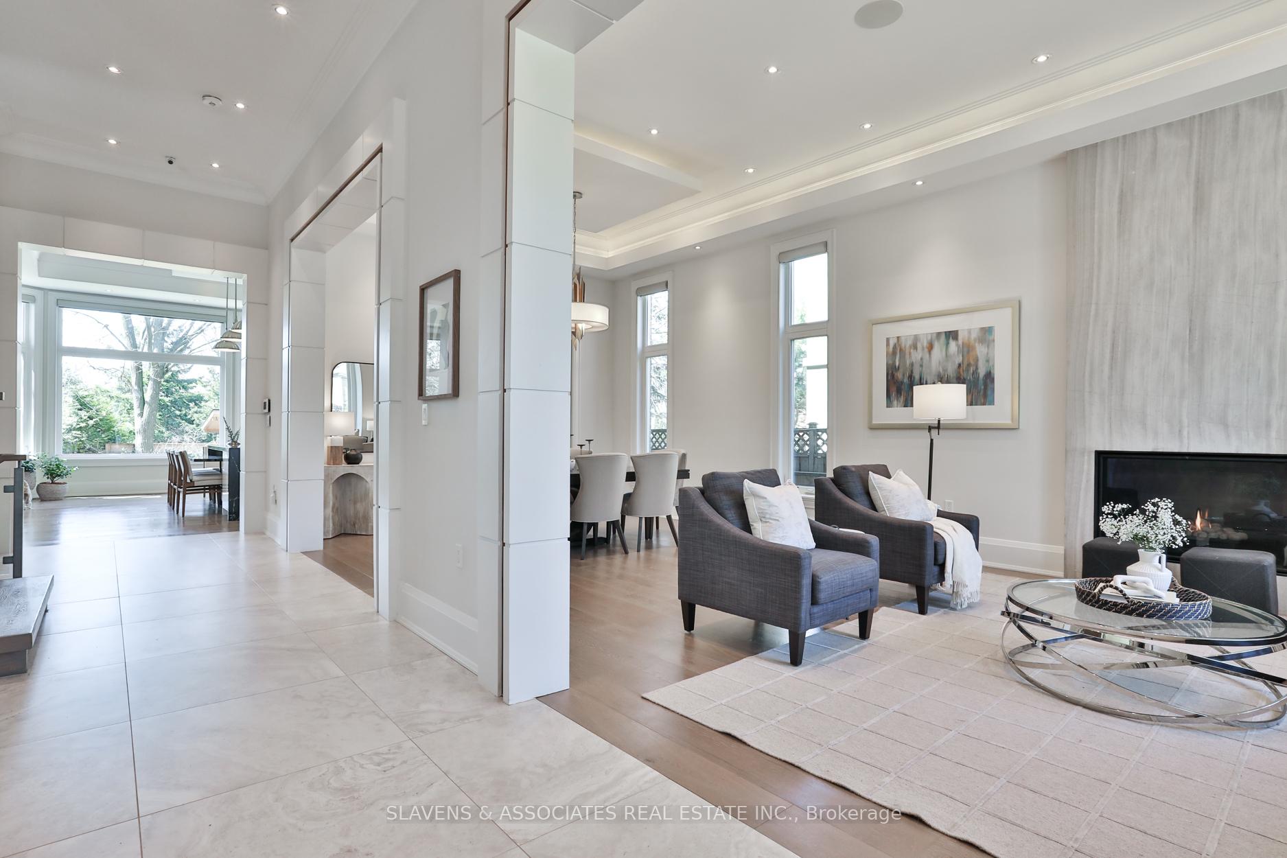 Photo 2 of 30 Edgecombe Avenue, Toronto, Bedford Park-Nortown — HOMEH