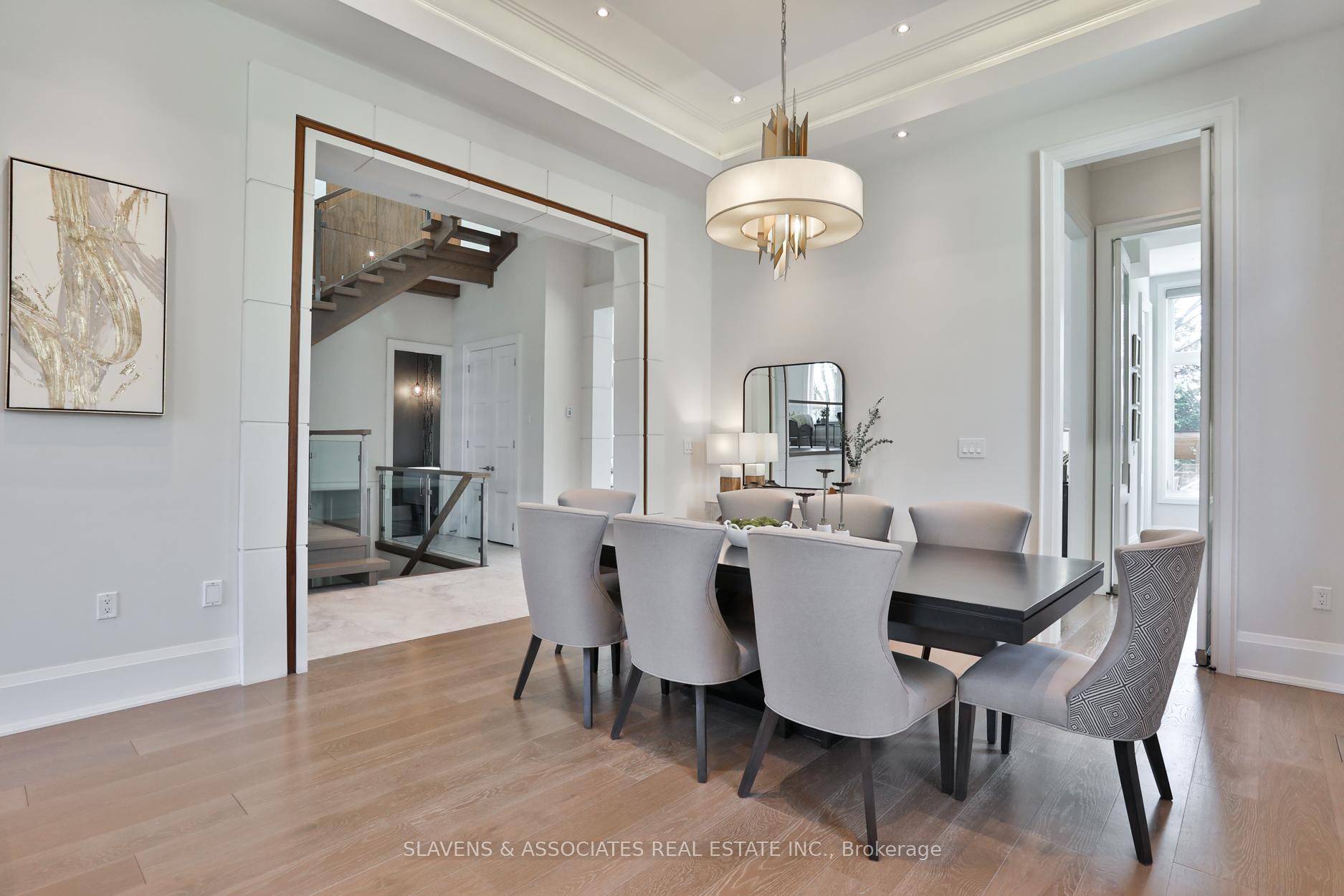 Photo 8 of 30 Edgecombe Avenue, Toronto, Bedford Park-Nortown — HOMEH