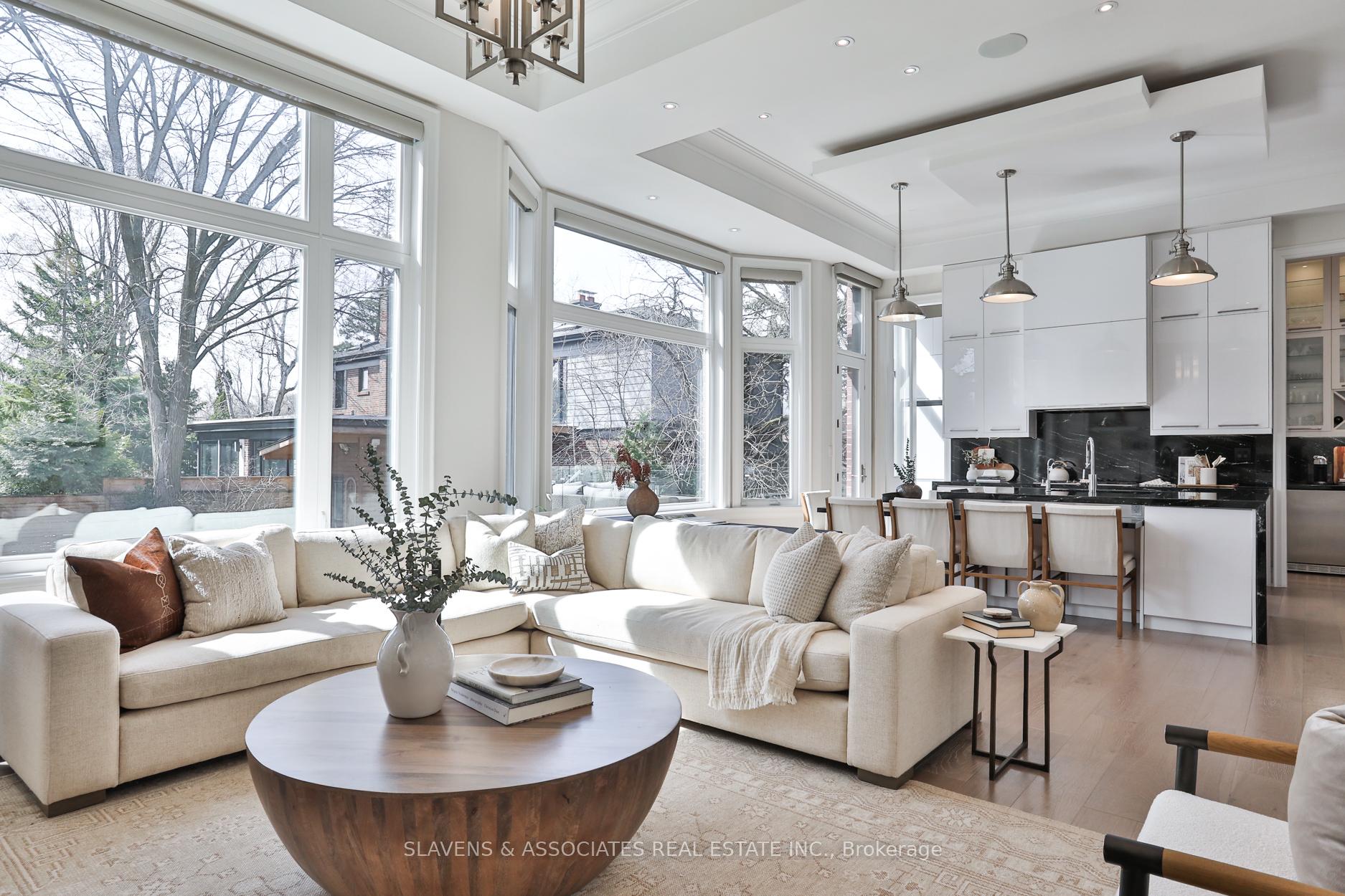 Photo 13 of 30 Edgecombe Avenue, Toronto, Bedford Park-Nortown — HOMEH
