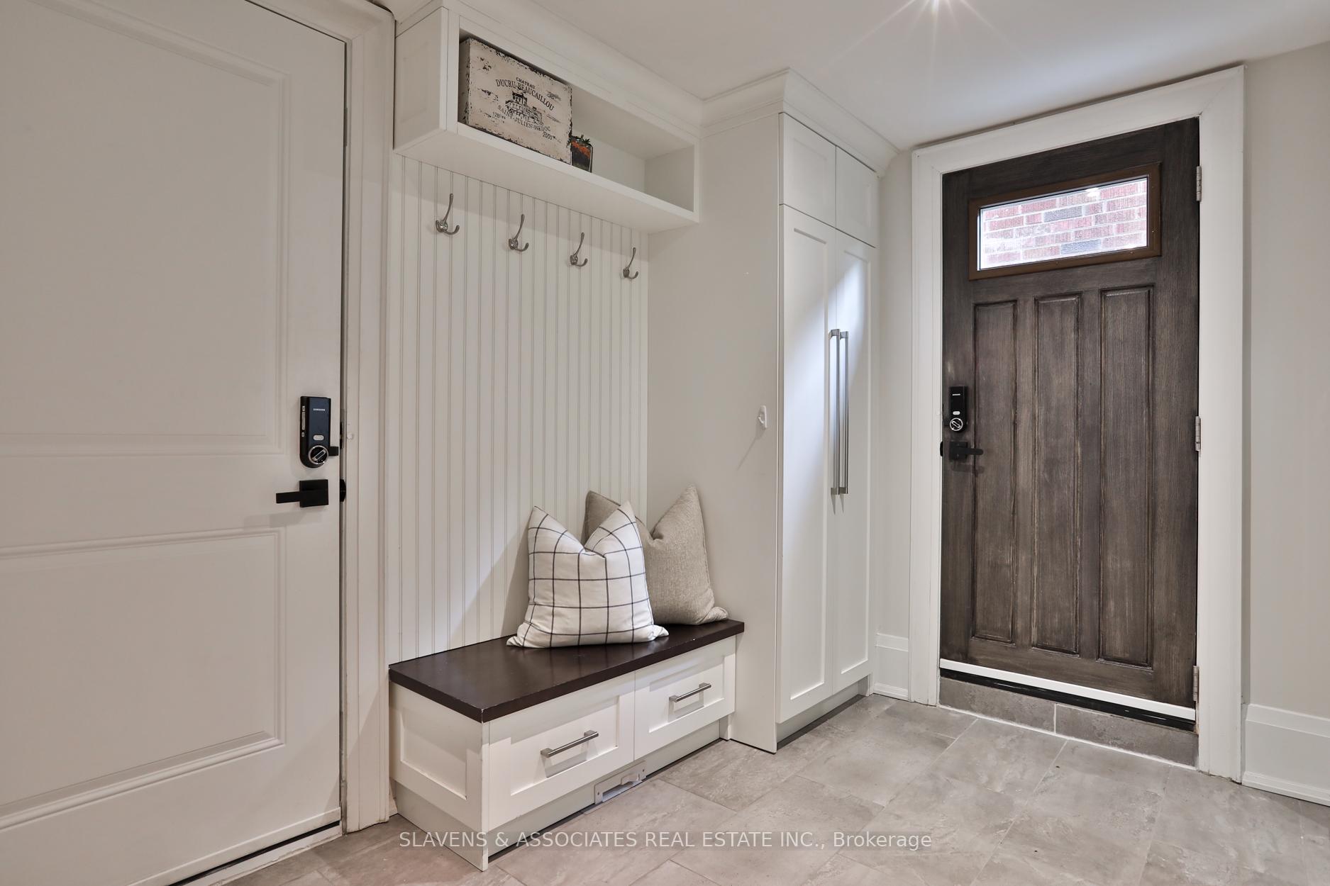 Photo 22 of 30 Edgecombe Avenue, Toronto, Bedford Park-Nortown — HOMEH