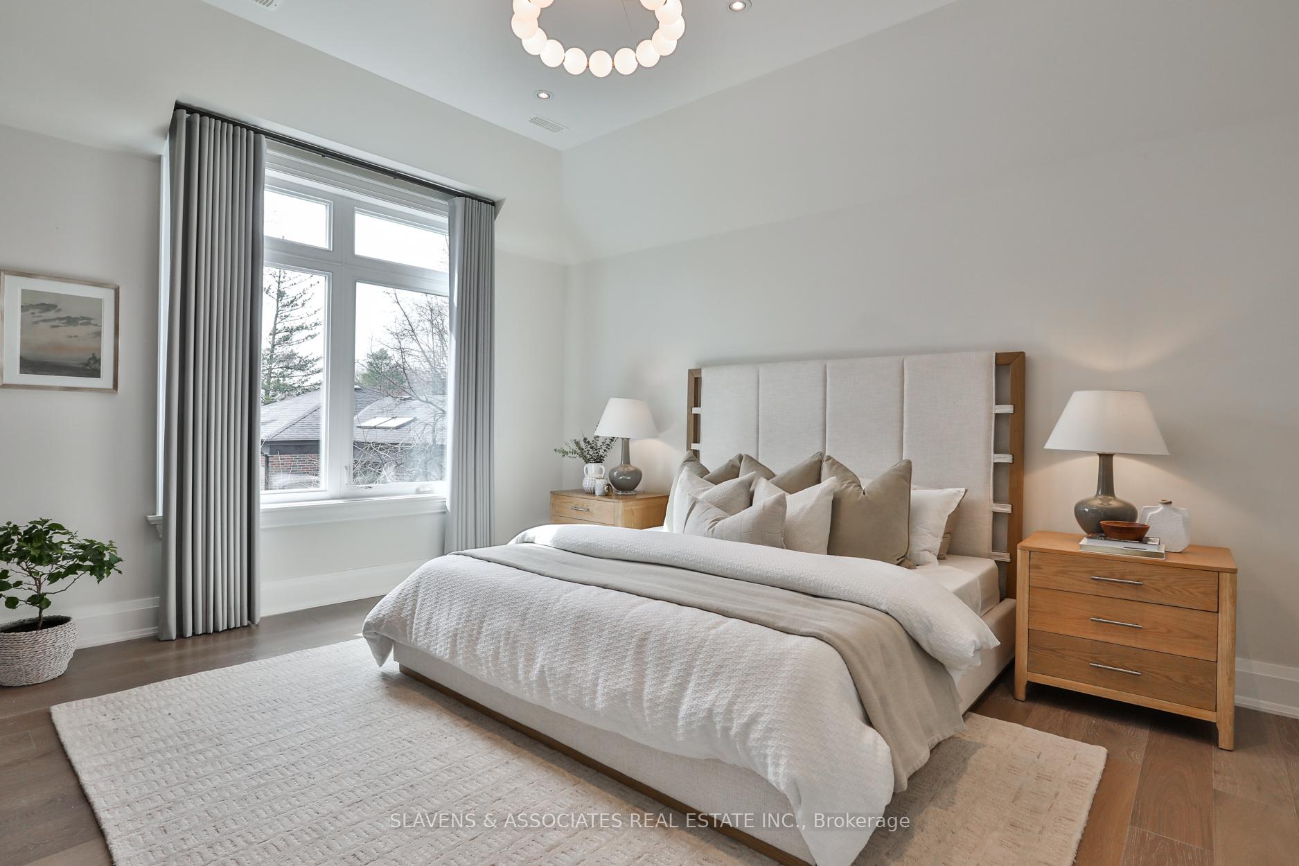 Photo 25 of 30 Edgecombe Avenue, Toronto, Bedford Park-Nortown — HOMEH