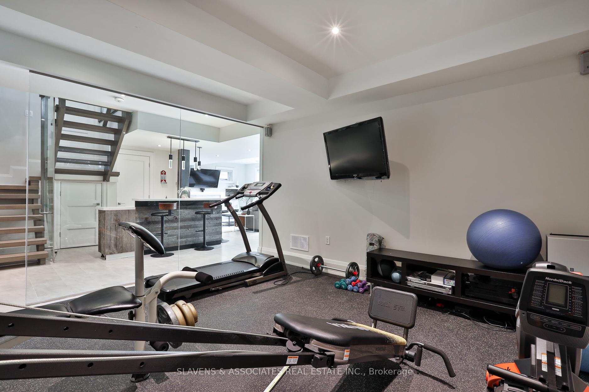 Photo 43 of 30 Edgecombe Avenue, Toronto, Bedford Park-Nortown — HOMEH