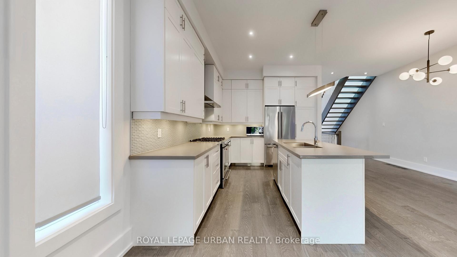 Photo 9 of 8 Gertrude Place, Toronto, Danforth — HOMEH