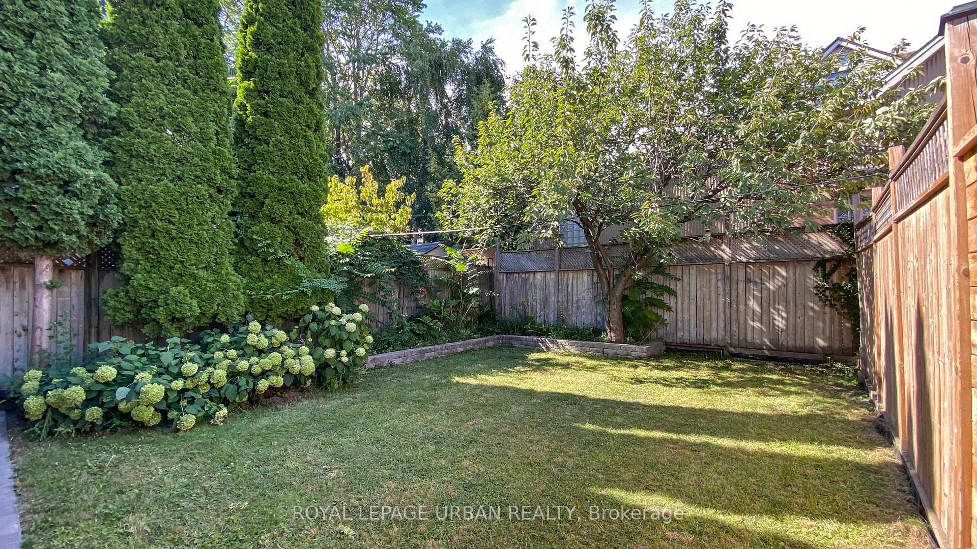 Photo 42 of 8 Gertrude Place, Toronto, Danforth — HOMEH