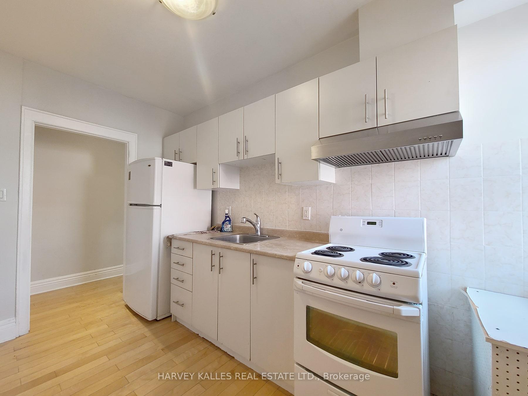 Photo 6 of Unit 2, 1 Brookdale Avenue, Toronto, Forest Hill North — HOMEH