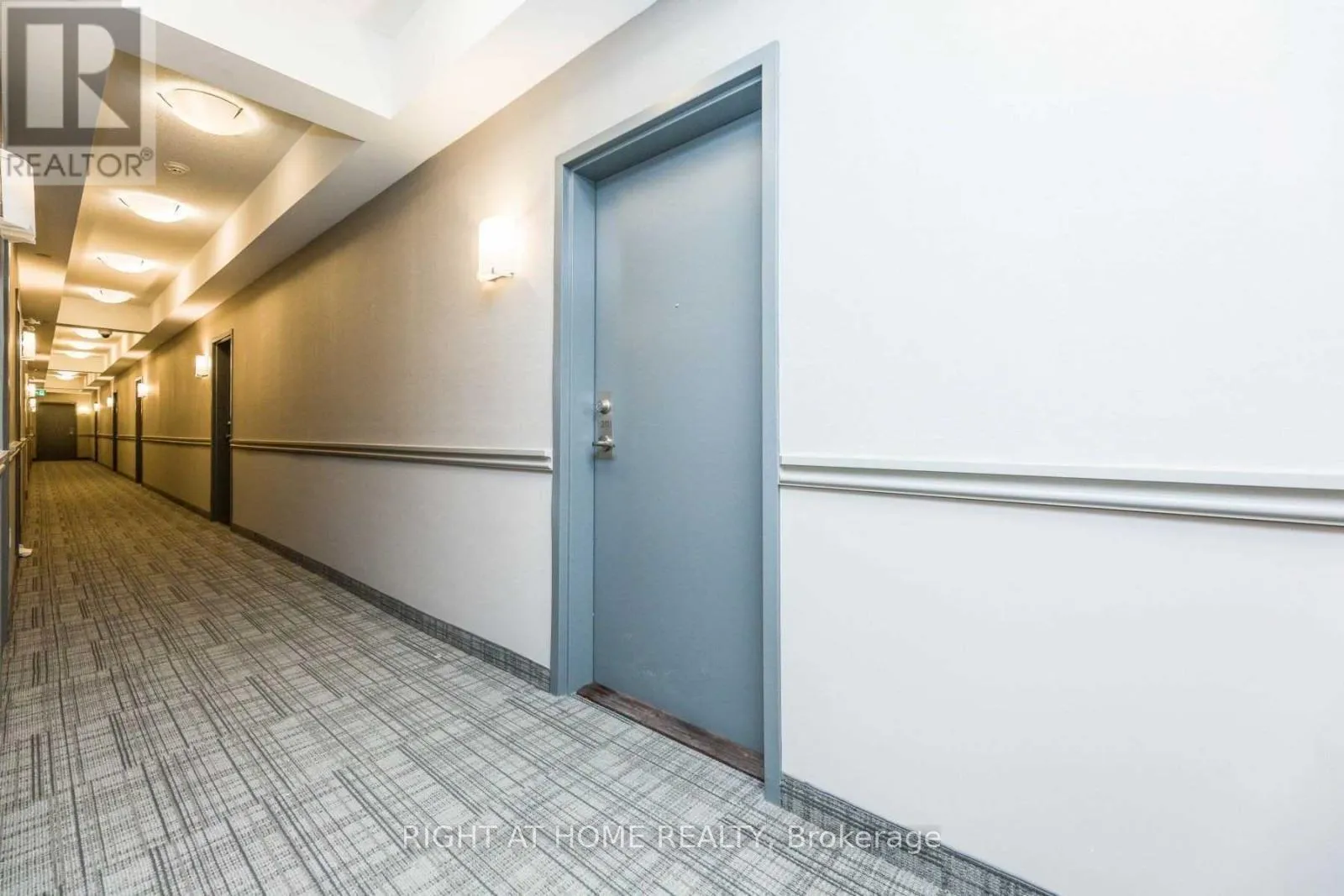 Photo 7 of Unit 104, 54 Sky Harbour Drive, Brampton, Bram West — HOMEH