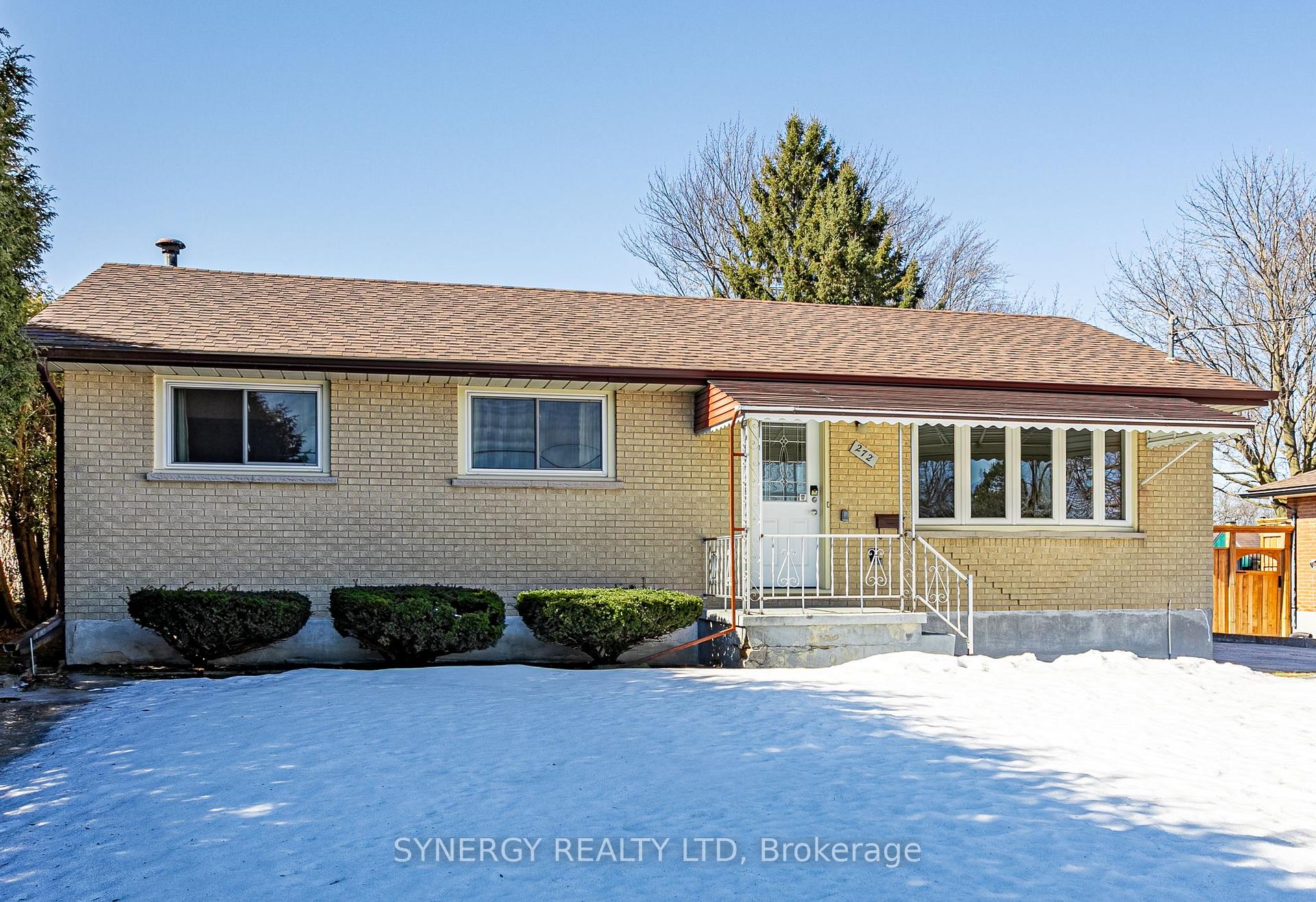 Photo 2 of 272 Frances Street, Strathroy-Caradoc, SE — HOMEH