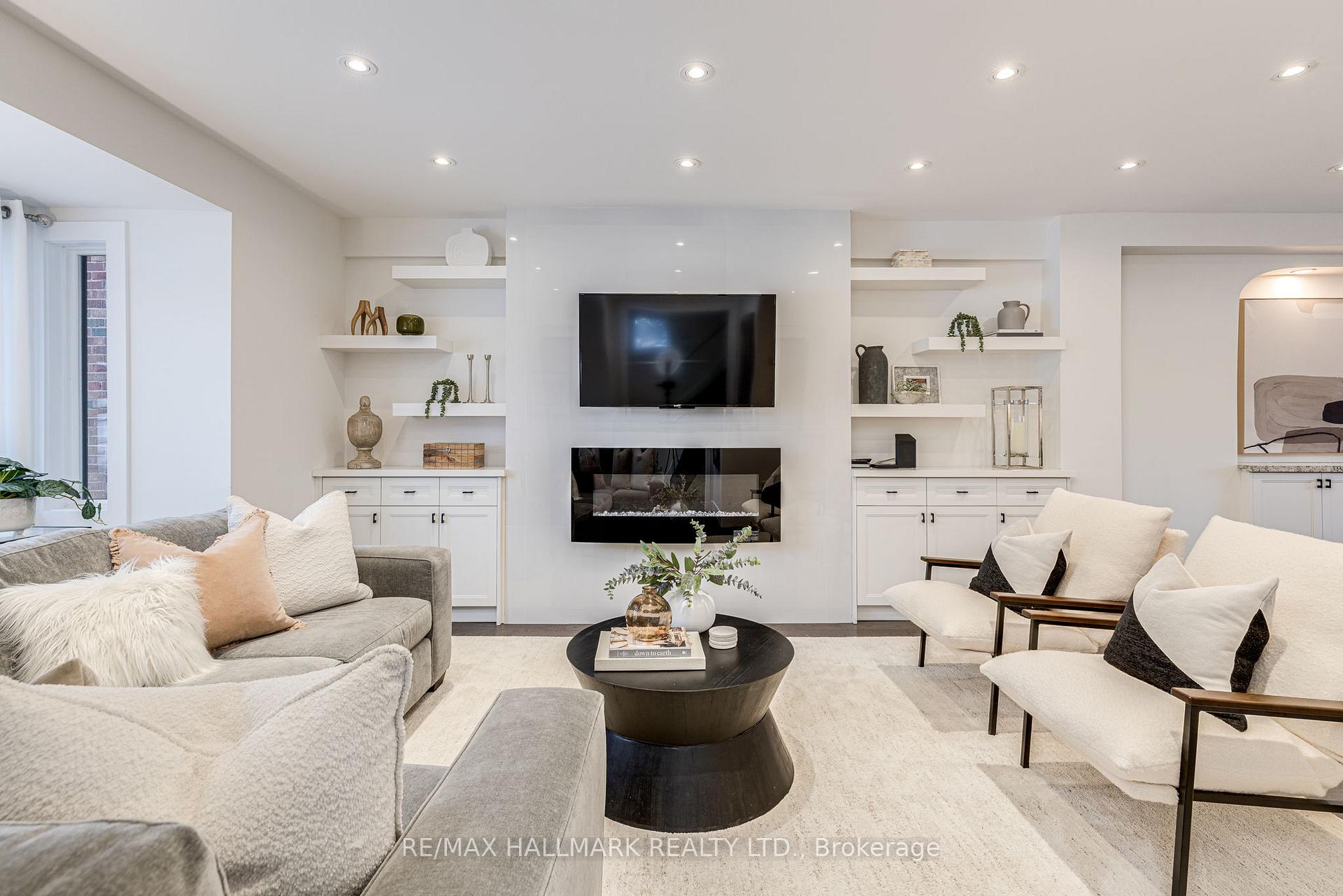 Photo 5 of 1532 Mount Pleasant Road, Toronto, Lawrence Park North — HOMEH