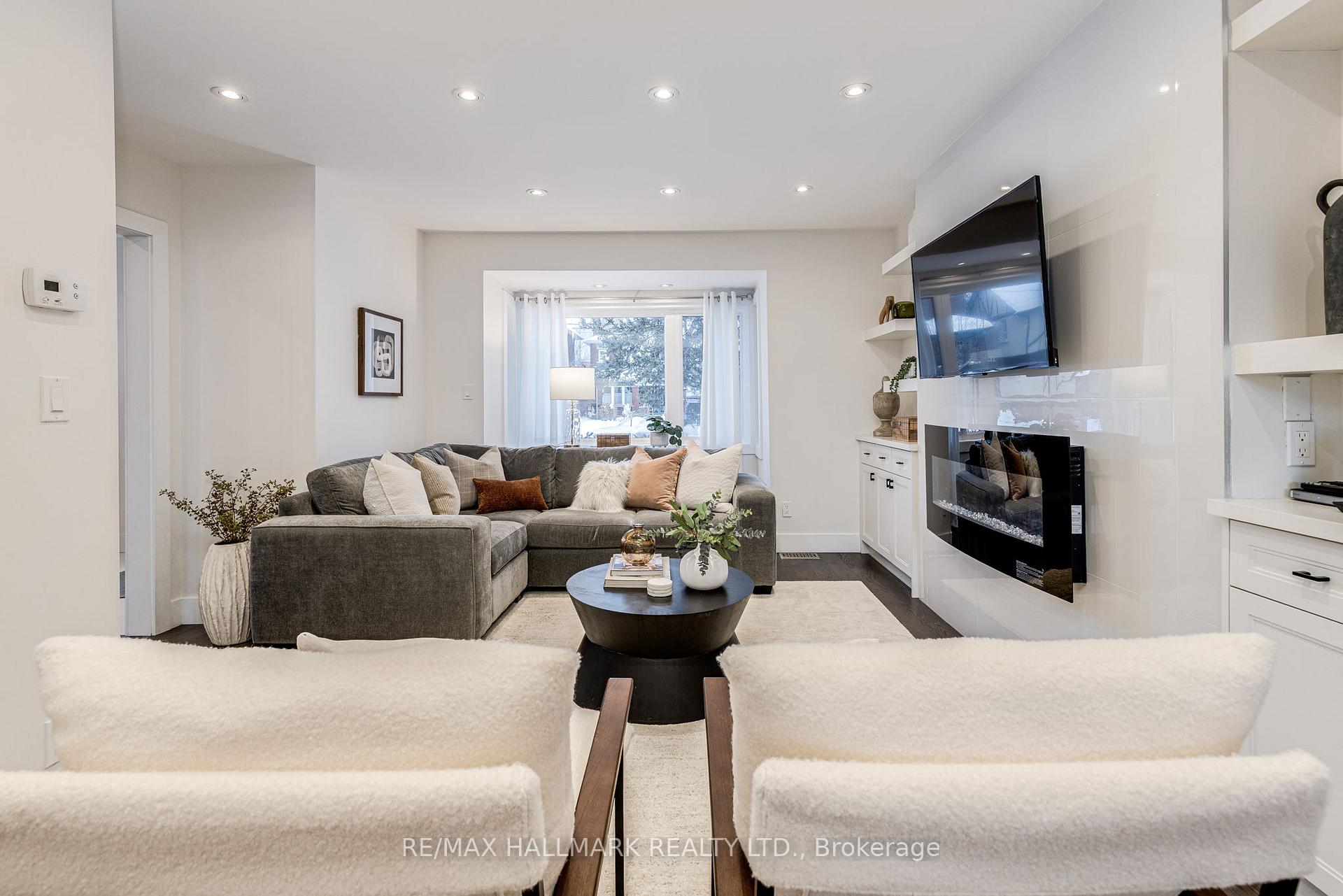 Photo 7 of 1532 Mount Pleasant Road, Toronto, Lawrence Park North — HOMEH