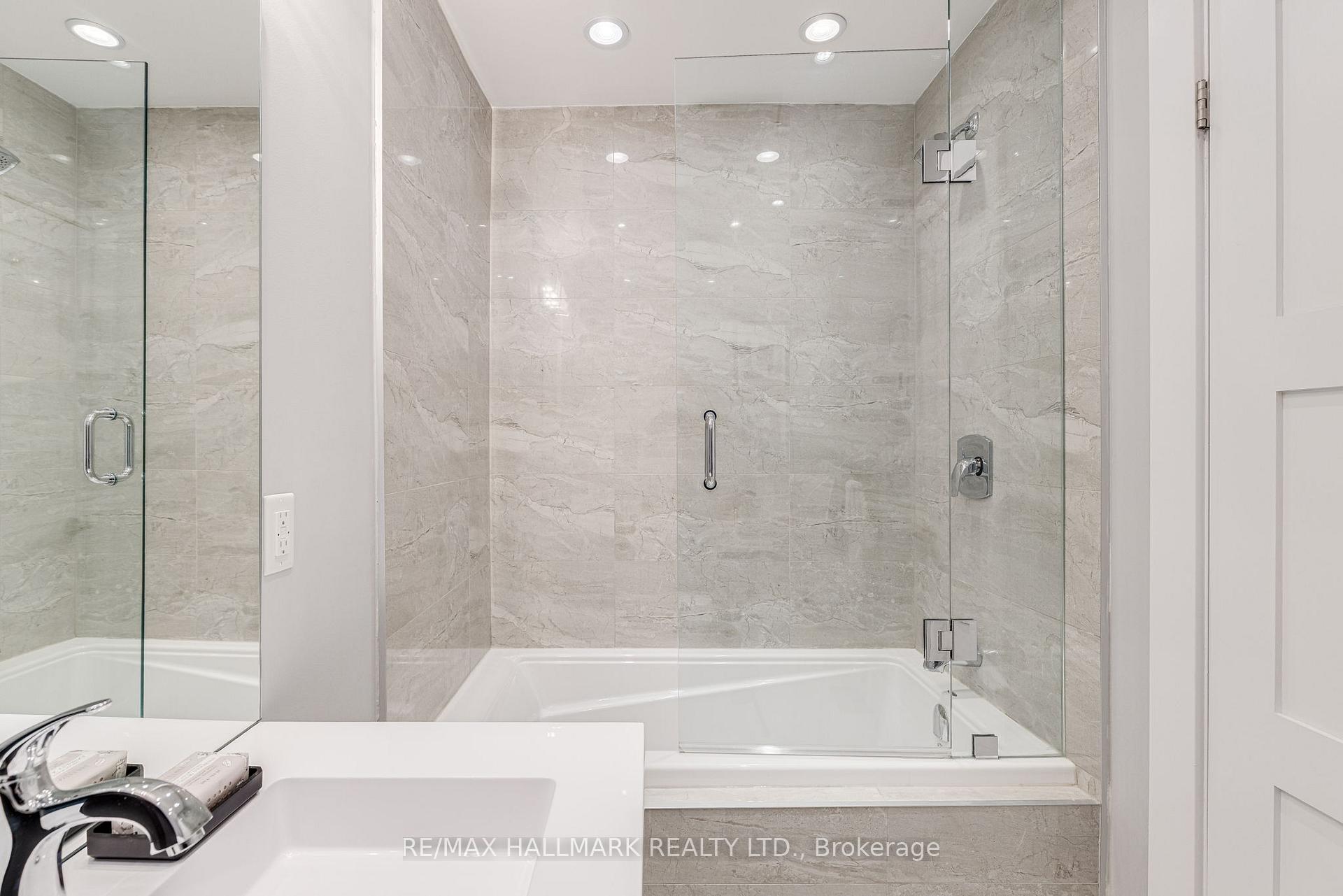 Photo 31 of 1532 Mount Pleasant Road, Toronto, Lawrence Park North — HOMEH