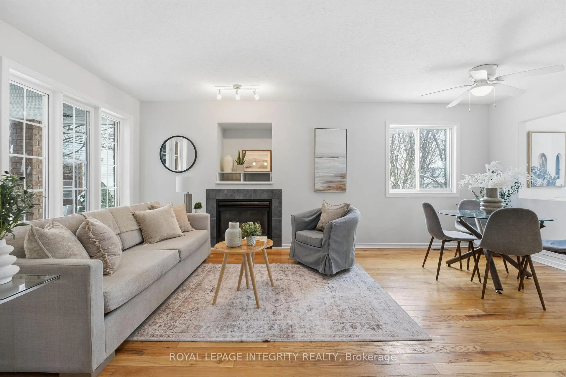 Photo 10 of 37 Eagleview Street, Ottawa, Kanata - Emerald Meadows/Trailwest — HOMEH