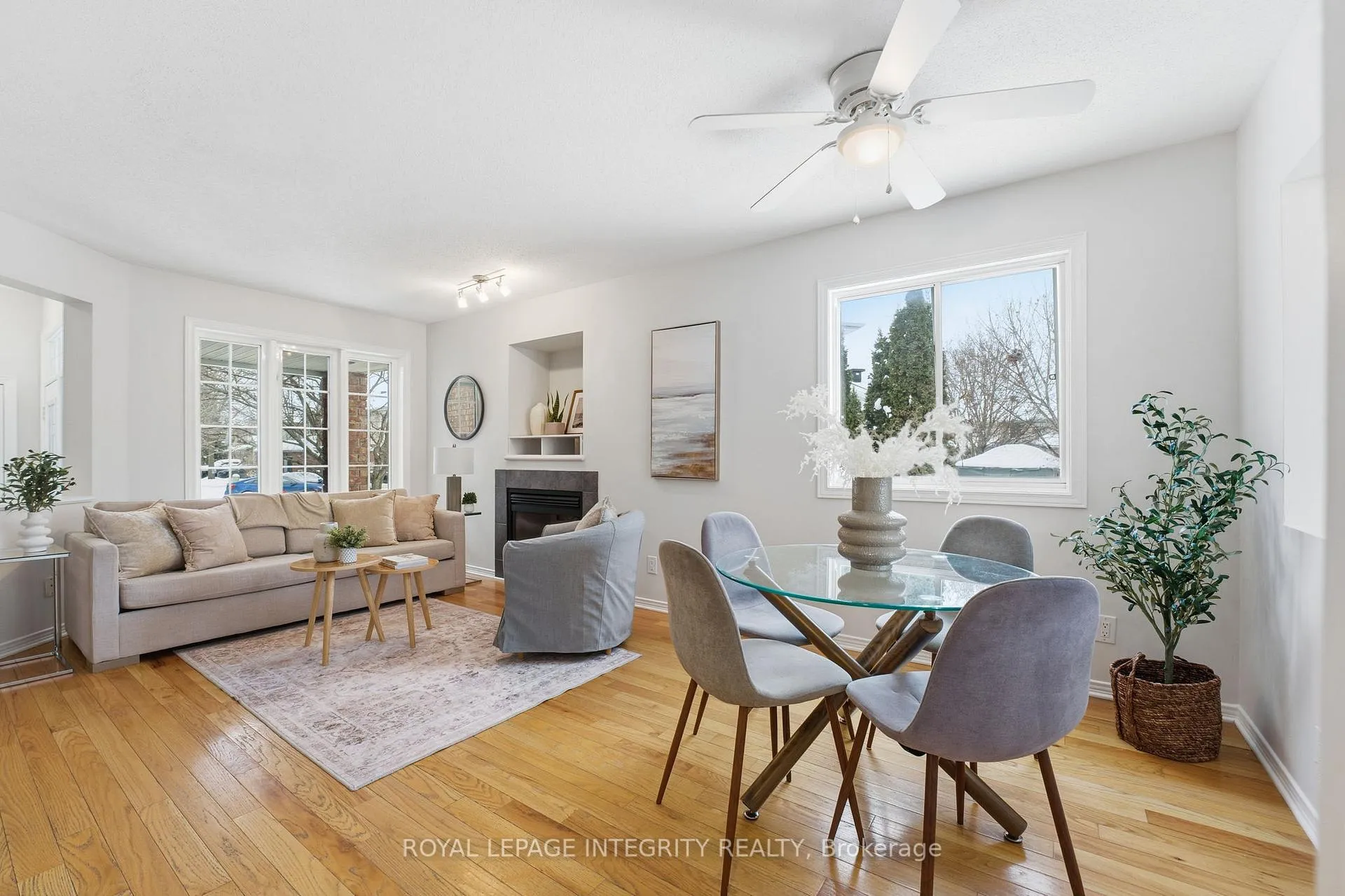 Photo 18 of 37 Eagleview Street, Ottawa, Kanata - Emerald Meadows/Trailwest — HOMEH