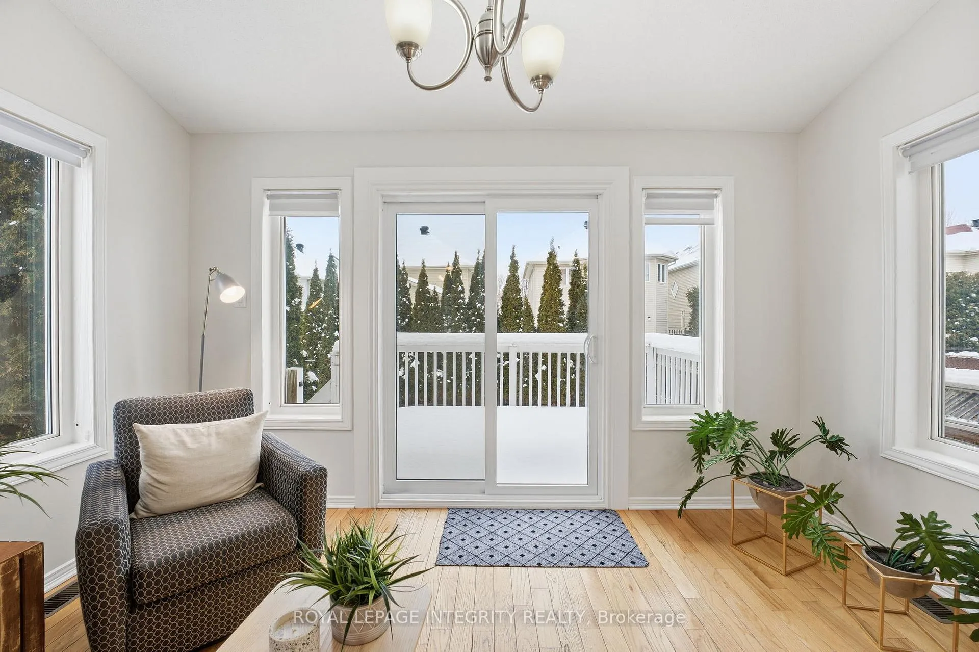 Photo 27 of 37 Eagleview Street, Ottawa, Kanata - Emerald Meadows/Trailwest — HOMEH