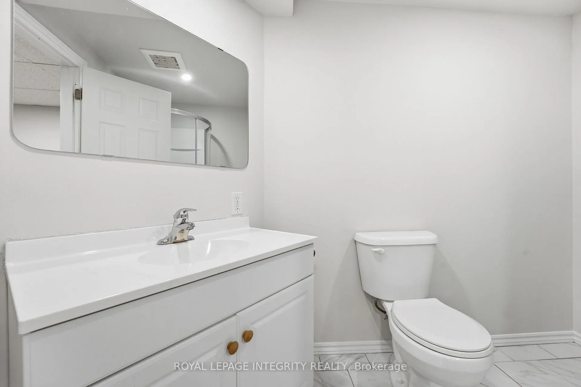 Photo 41 of 37 Eagleview Street, Ottawa, Kanata - Emerald Meadows/Trailwest — HOMEH