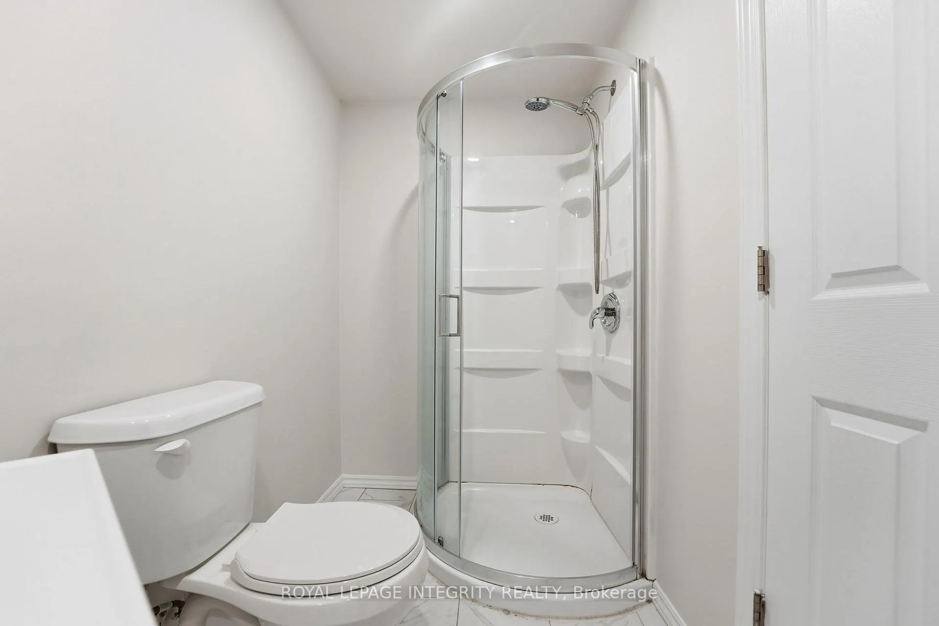 Photo 42 of 37 Eagleview Street, Ottawa, Kanata - Emerald Meadows/Trailwest — HOMEH