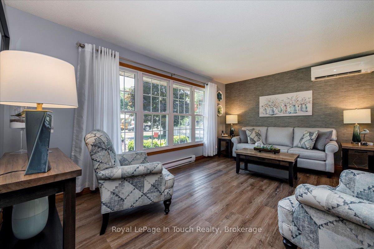 Photo 5 of 14 Maplegate Road, Tiny, Wyevale — HOMEH