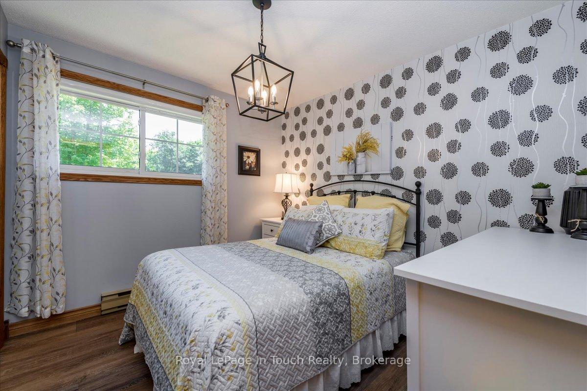 Photo 15 of 14 Maplegate Road, Tiny, Wyevale — HOMEH