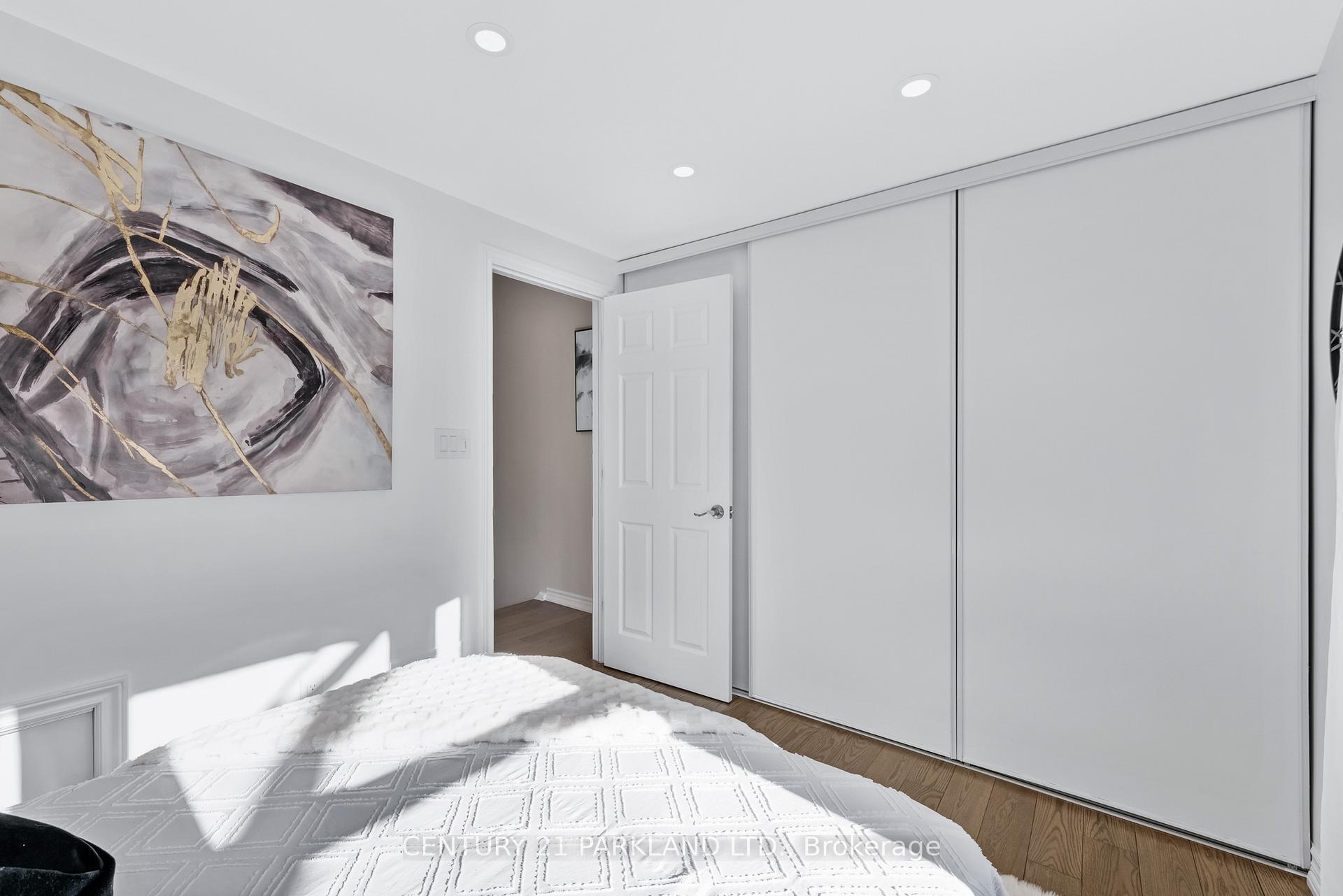 Photo 17 of 56 Torbrick Road, Toronto, Greenwood-Coxwell — HOMEH