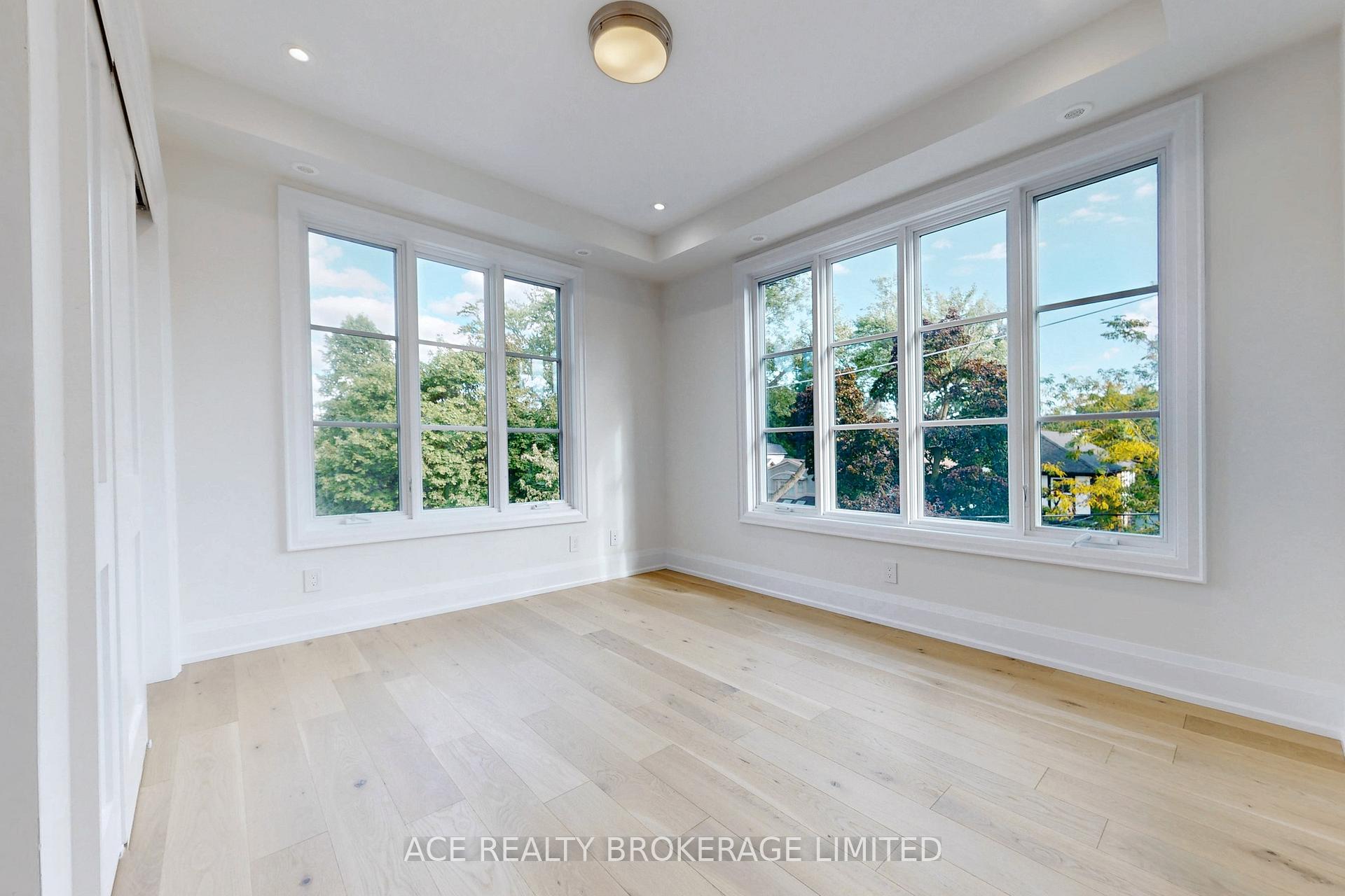 Photo 27 of 370 Briar Hill Avenue, Toronto, Lawrence Park South — HOMEH