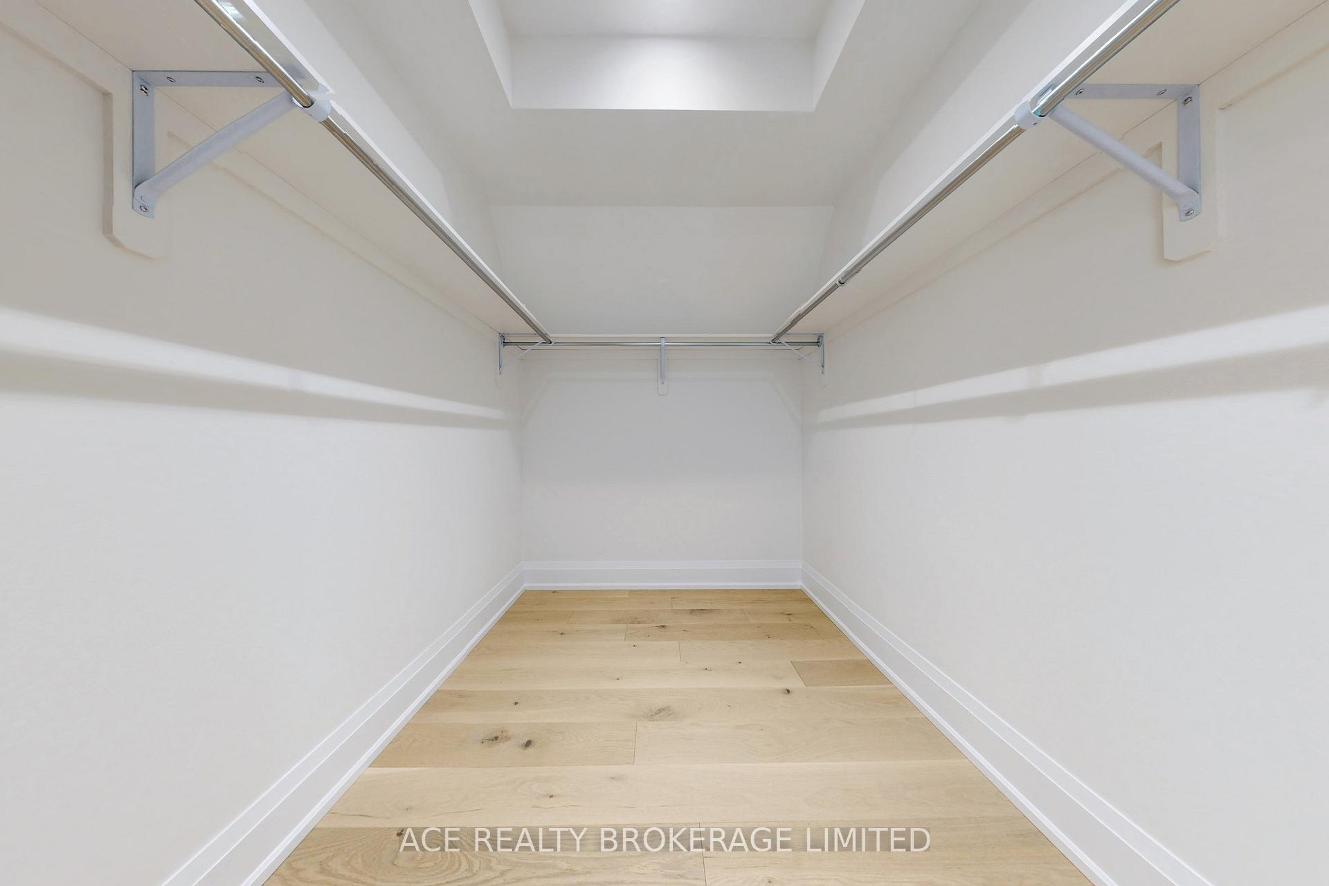 Photo 12 of 370 Briar Hill Avenue, Toronto, Lawrence Park South — HOMEH