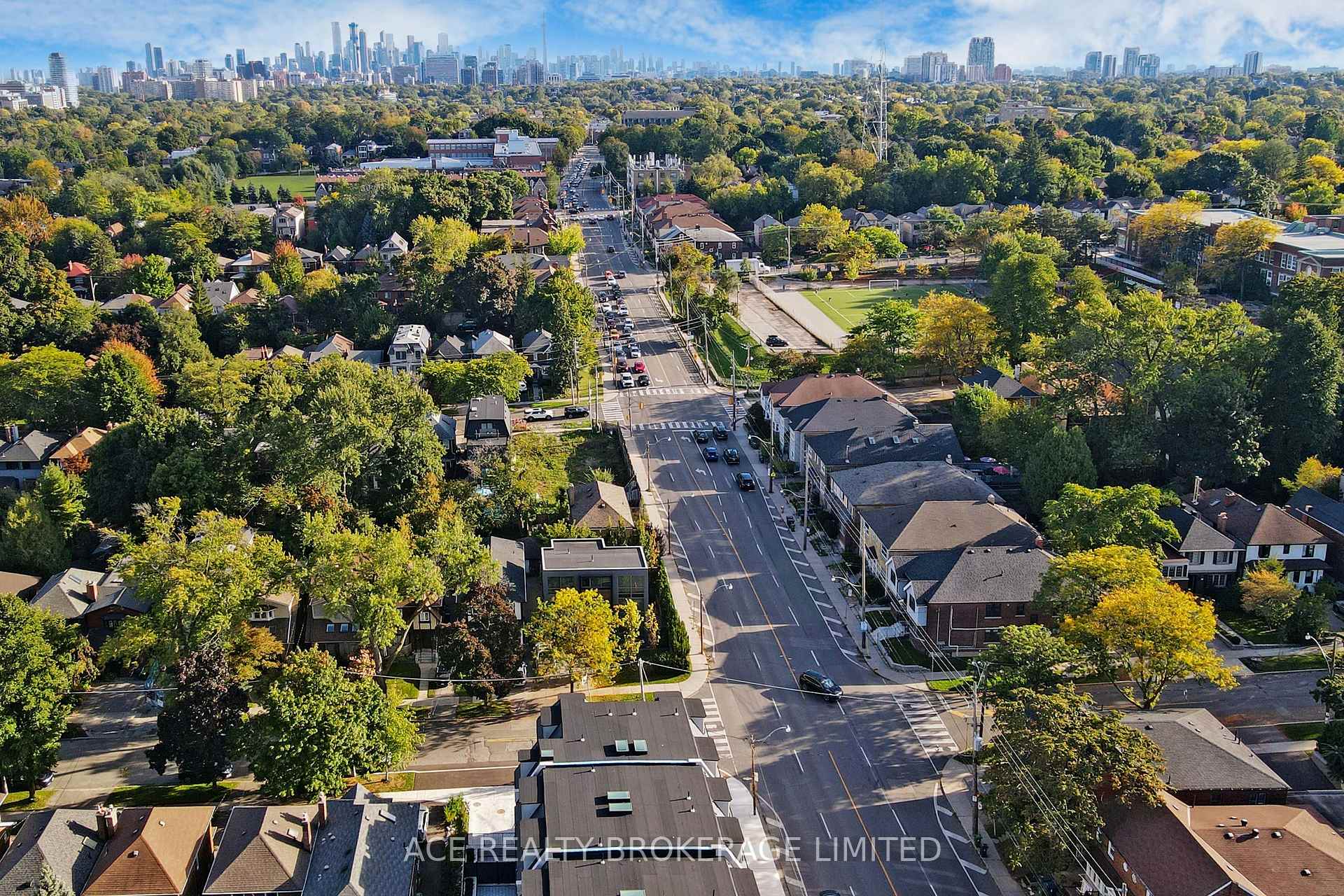 Photo 24 of 370 Briar Hill Avenue, Toronto, Lawrence Park South — HOMEH
