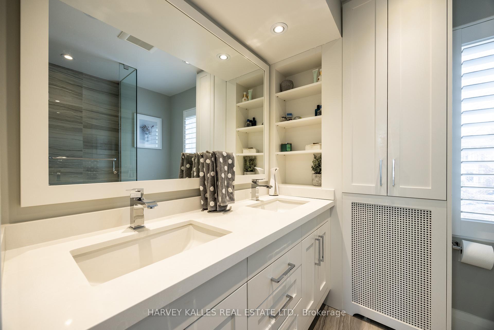 Photo 27 of 42 Roe Avenue, Toronto, Lawrence Park North — HOMEH