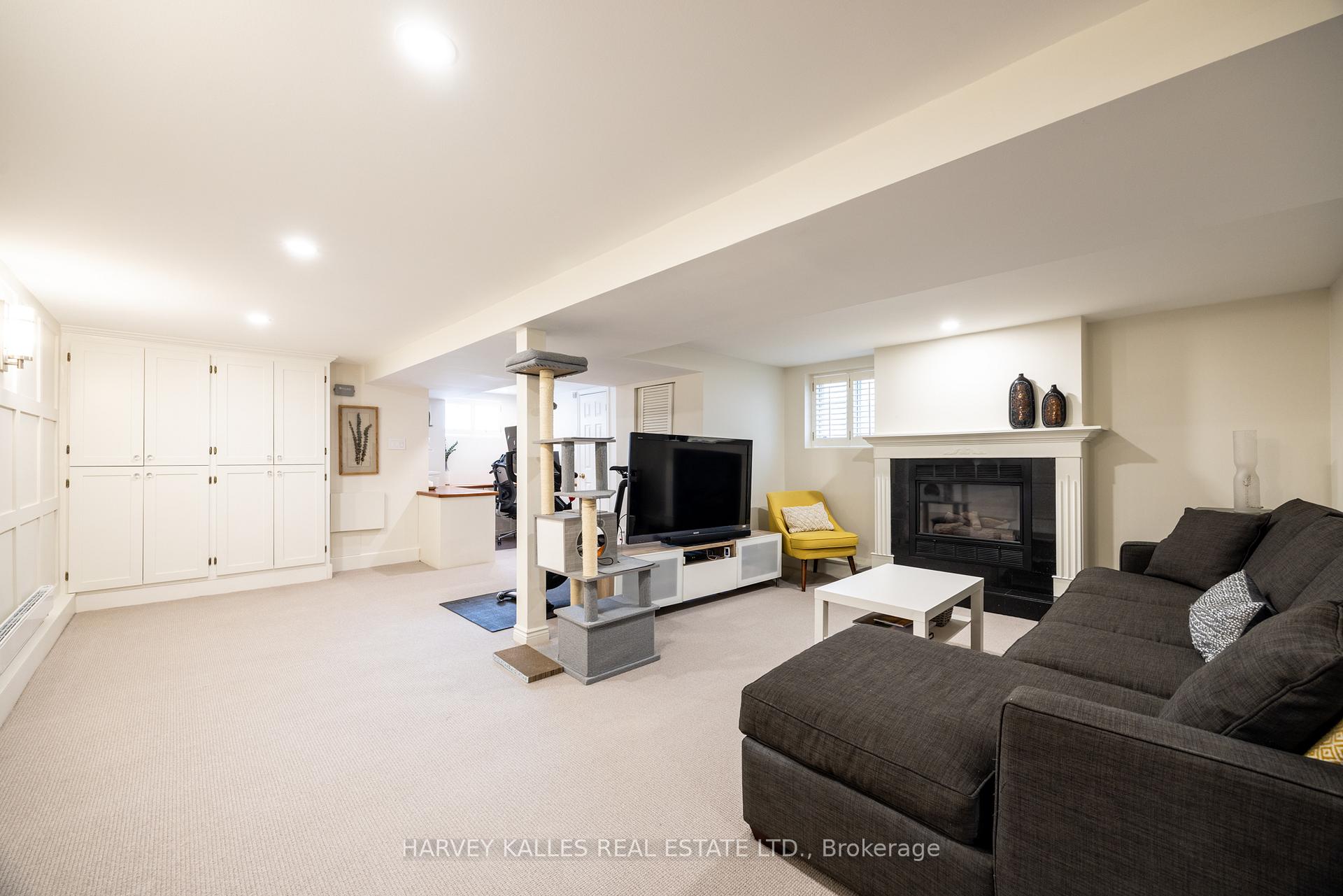 Photo 28 of 42 Roe Avenue, Toronto, Lawrence Park North — HOMEH
