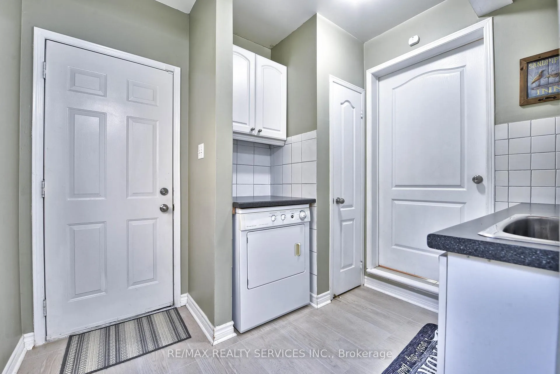 Photo 23 of 1 Daisy Court, Brampton, Snelgrove — HOMEH