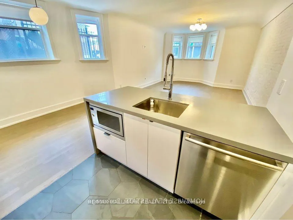 Photo 6 of Unit 1B, 795 College Street, Toronto, Trinity-Bellwoods — HOMEH