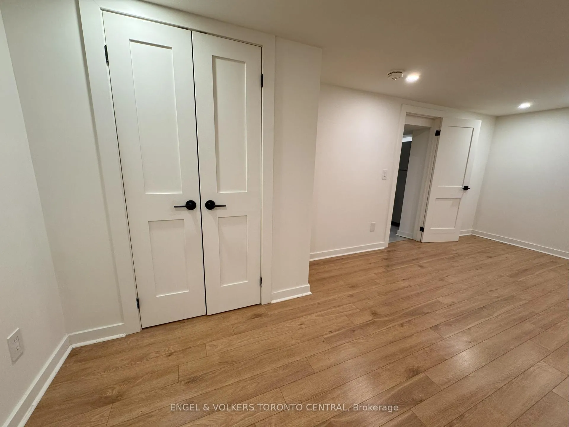 Photo 5 of Unit Basement, 6 Westview Boulevard, Toronto, O'Connor-Parkview — HOMEH