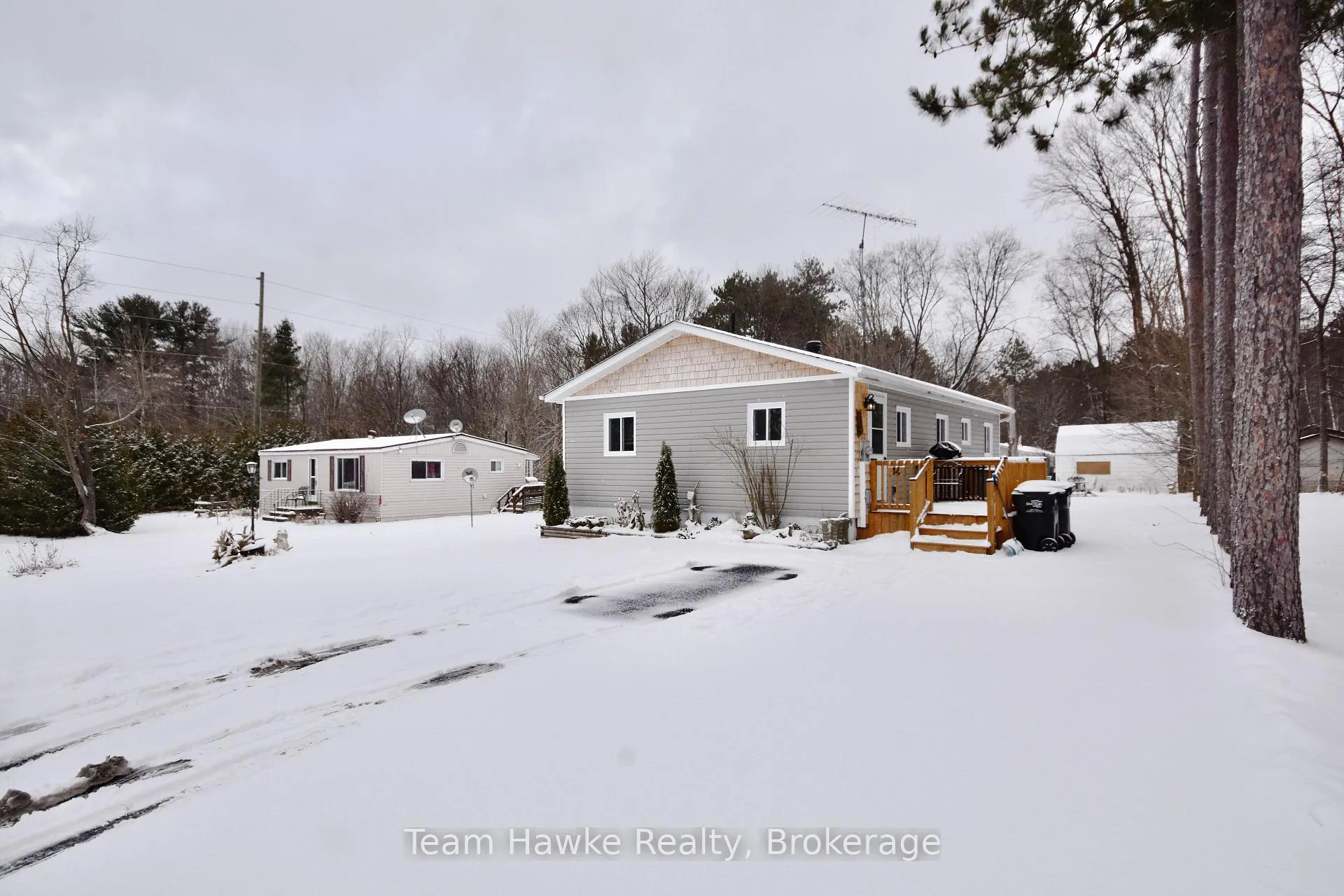 Photo 2 of Unit 14, 5263 Elliott Side Road, Tay, Rural Tay — HOMEH