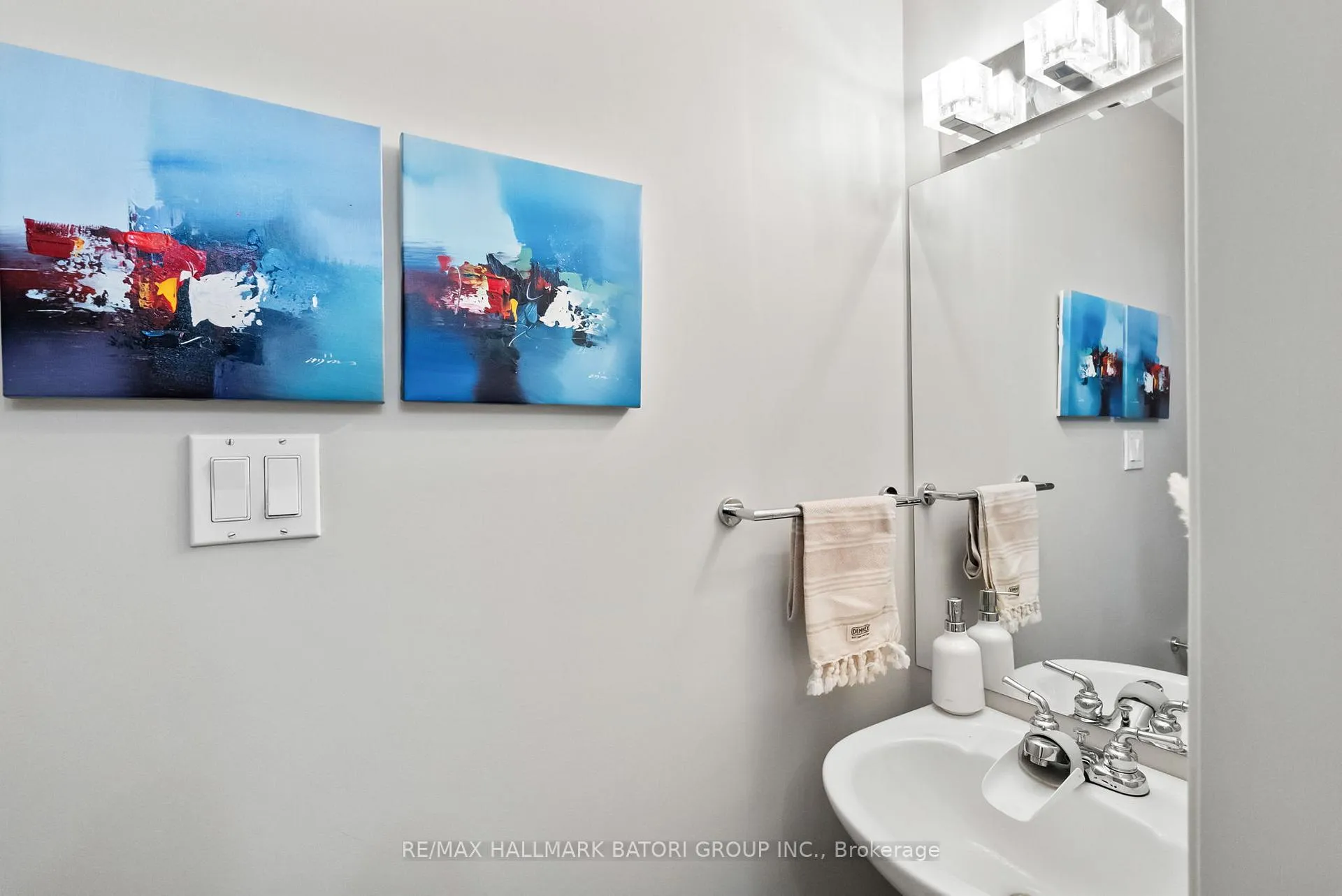 Photo 11 of 89 Shields Avenue, Toronto, Lawrence Park South — HOMEH