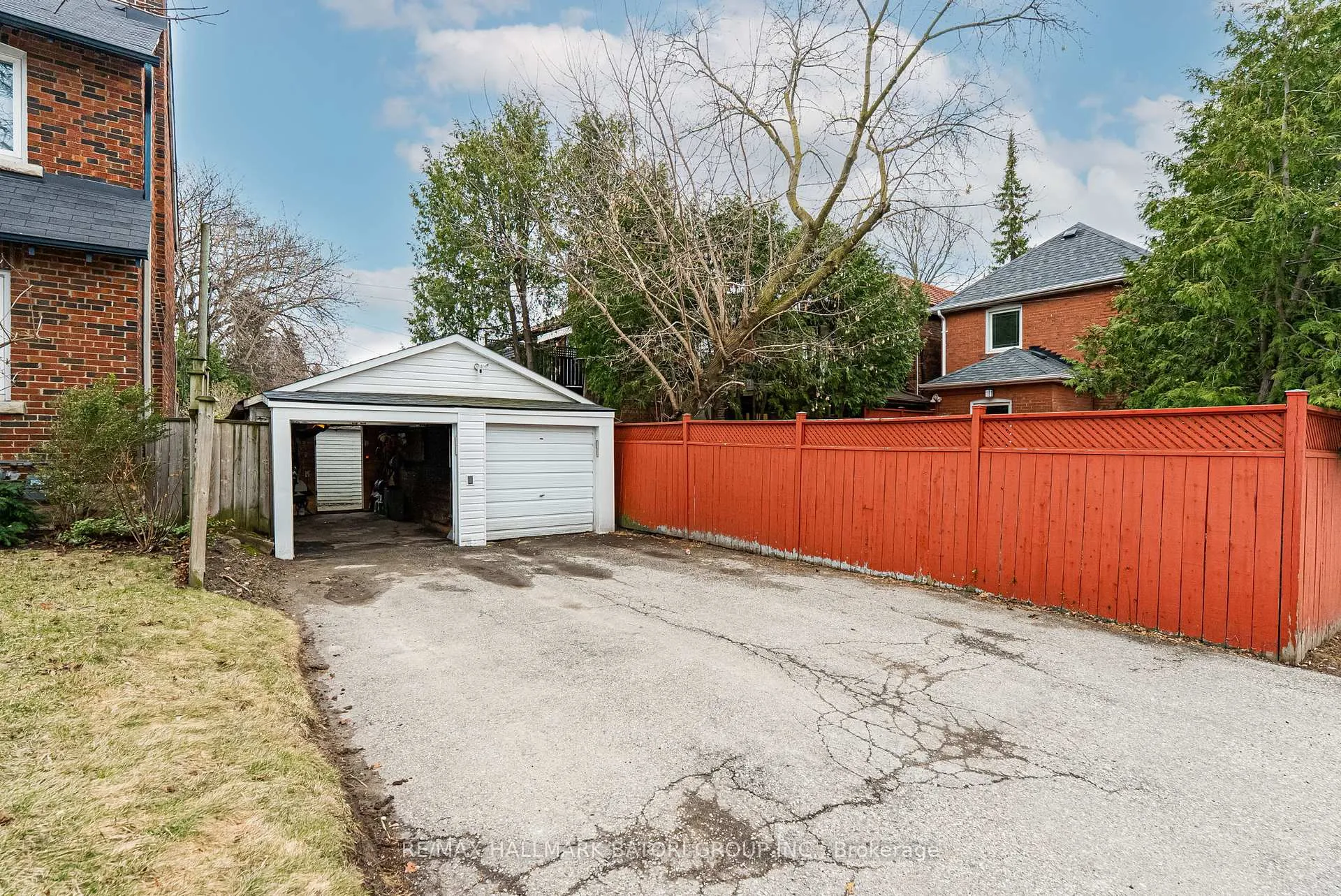 Photo 33 of 89 Shields Avenue, Toronto, Lawrence Park South — HOMEH
