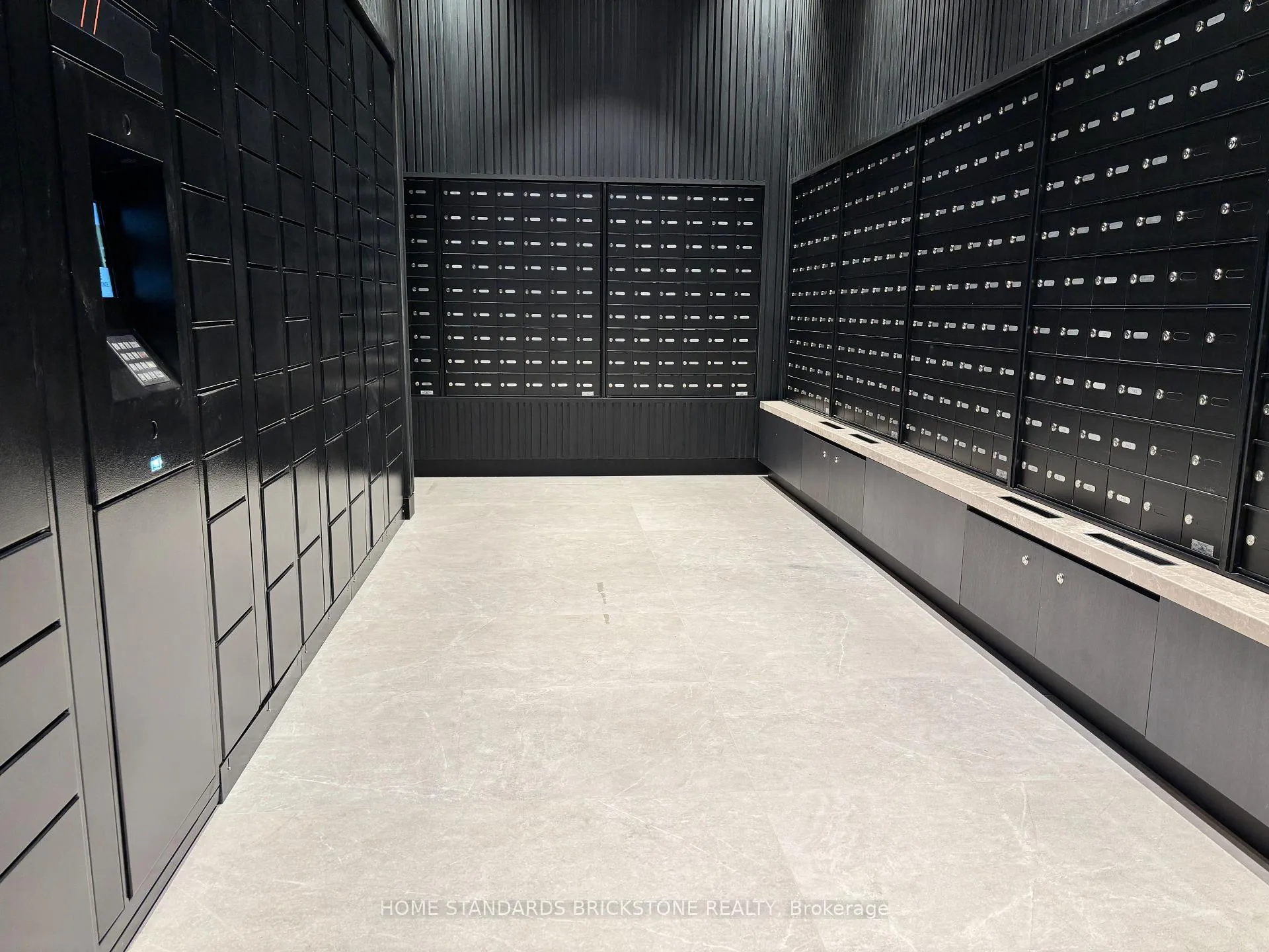 Photo 4 of Unit 1203, 20 Soudan Avenue, Toronto, Mount Pleasant West — HOMEH