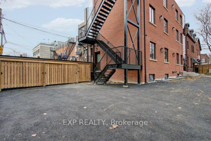 Photo 13 of Unit Unit 2, 468 Ontario Street, Toronto, Cabbagetown-South St. James Town — HOMEH