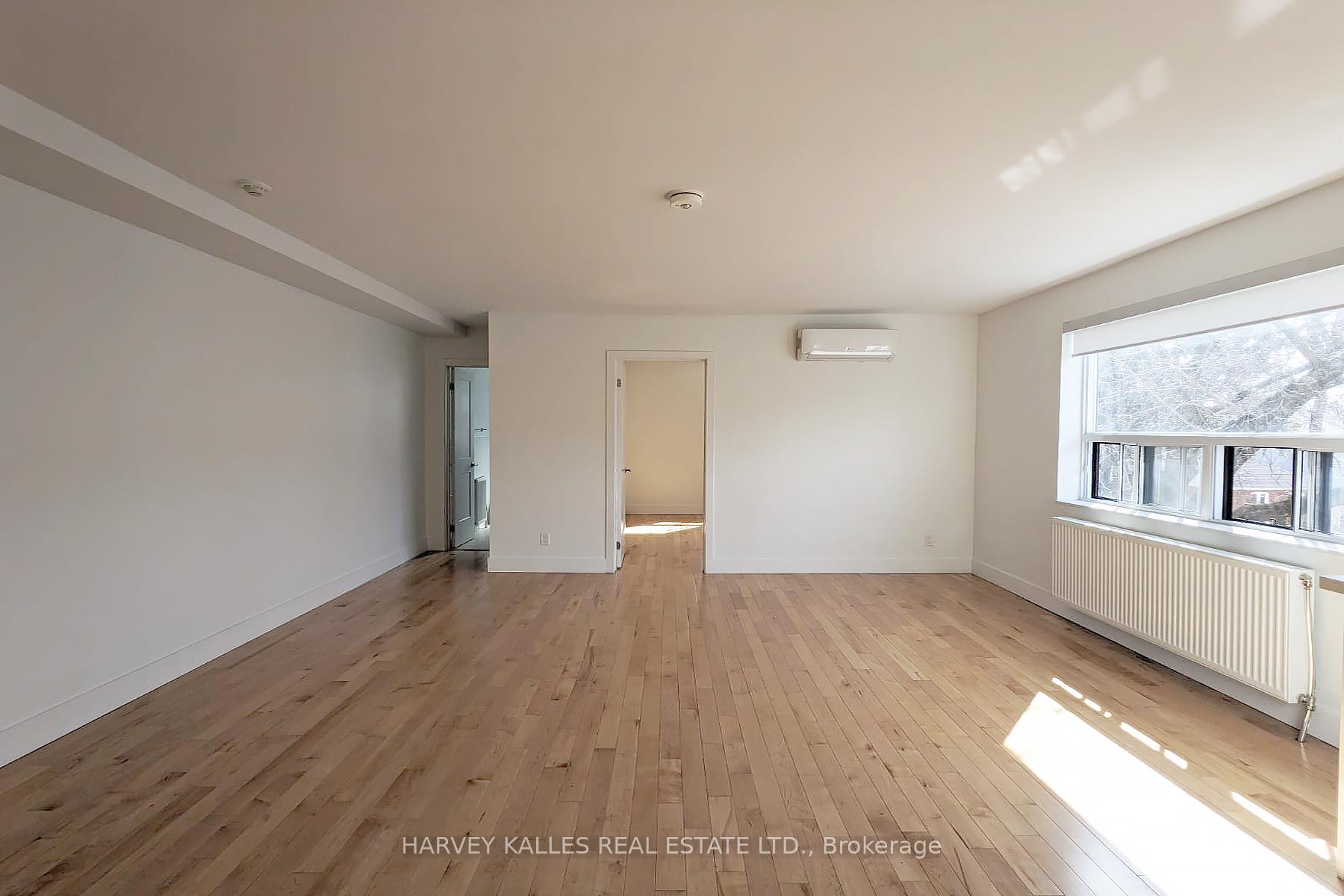 Photo 4 of Unit 10, 2901 St Clair Avenue E, Toronto, O'Connor-Parkview — HOMEH