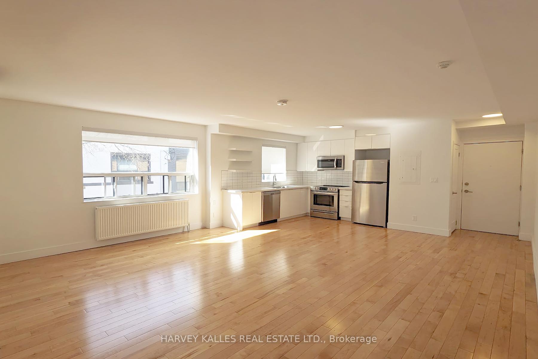 Photo 5 of Unit 10, 2901 St Clair Avenue E, Toronto, O'Connor-Parkview — HOMEH