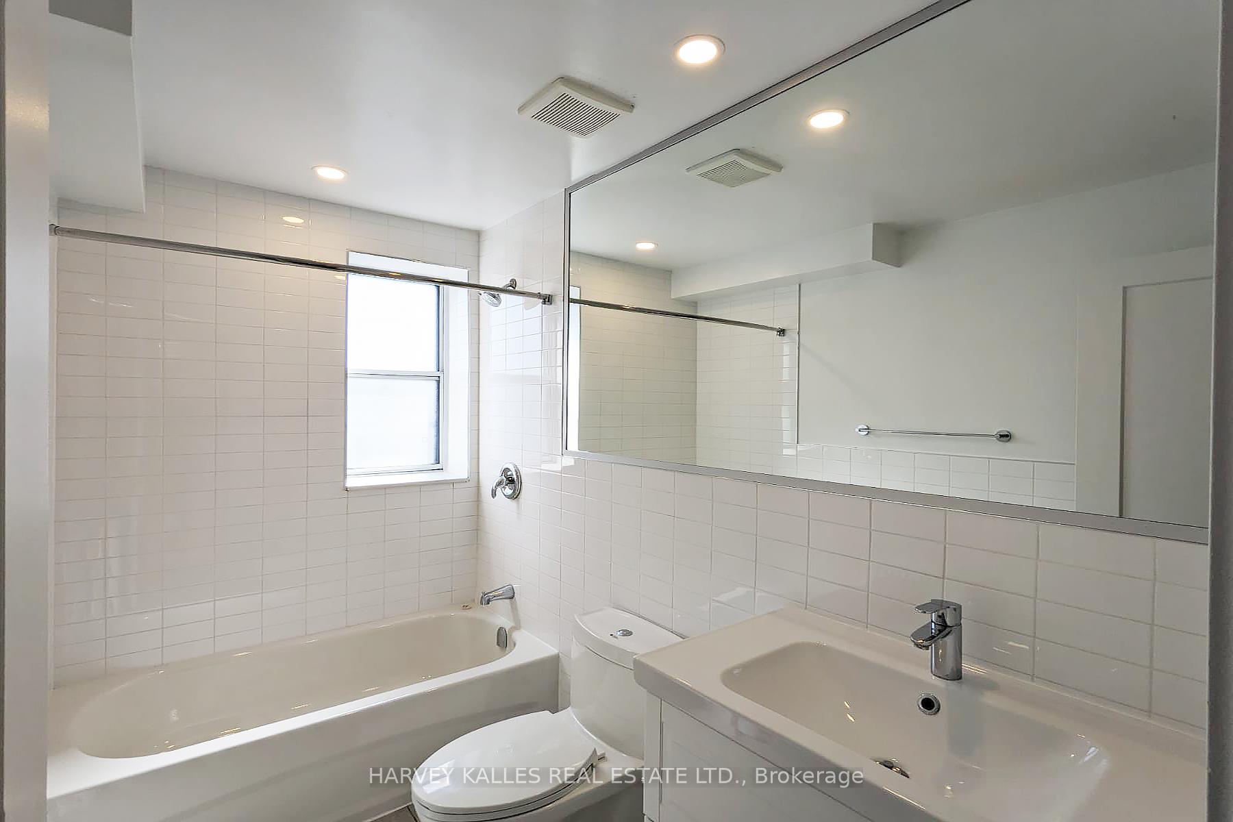Photo 9 of Unit 10, 2901 St Clair Avenue E, Toronto, O'Connor-Parkview — HOMEH