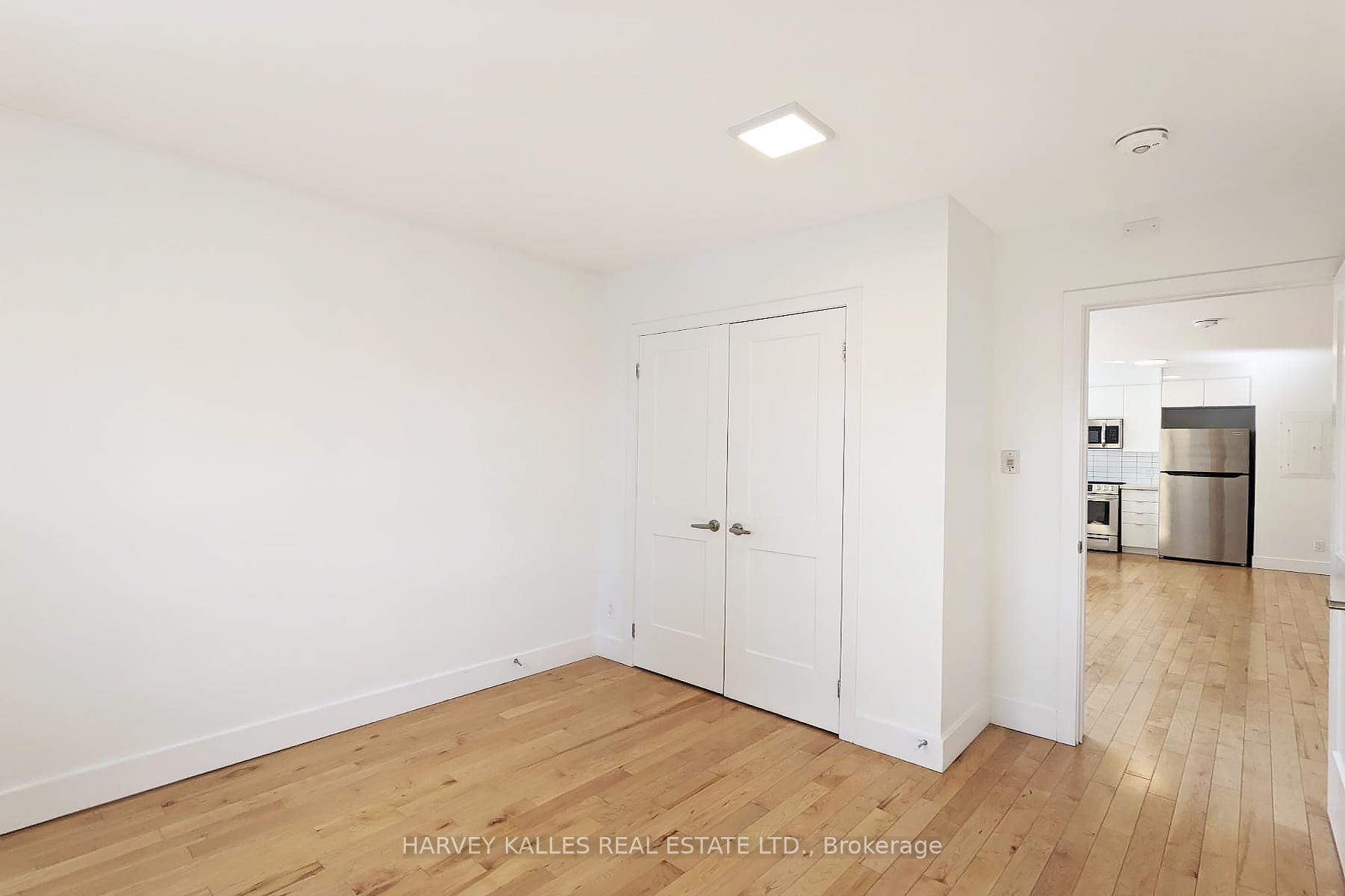 Photo 10 of Unit 10, 2901 St Clair Avenue E, Toronto, O'Connor-Parkview — HOMEH