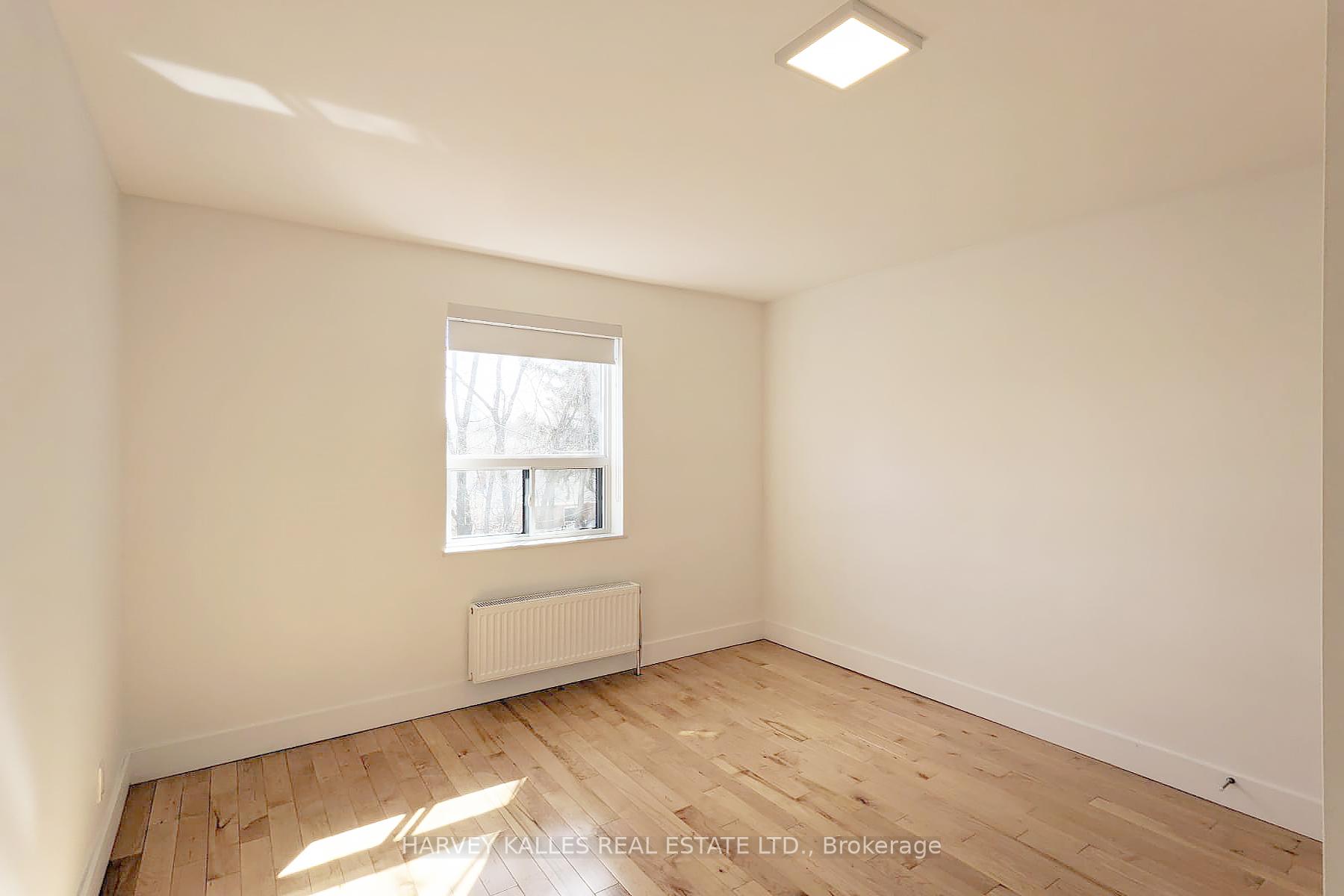 Photo 12 of Unit 10, 2901 St Clair Avenue E, Toronto, O'Connor-Parkview — HOMEH